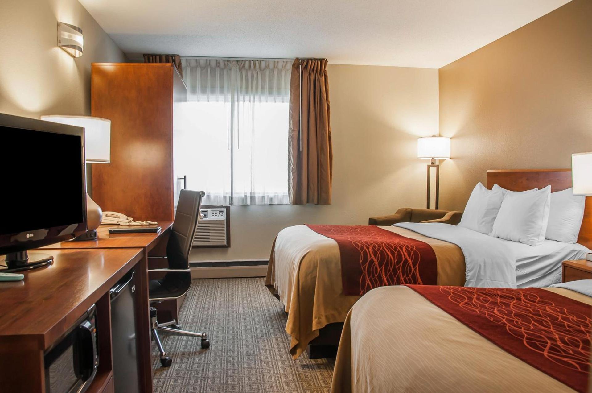 Comfort Inn Dickinson photo 24