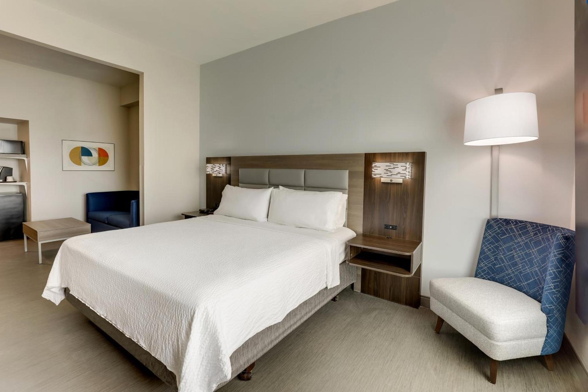 Holiday Inn Express Hotel & Suites Richmond by IHG photo 14