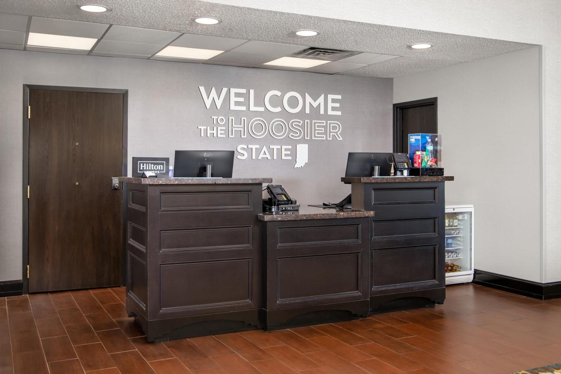 Hampton Inn Elkhart photo 38