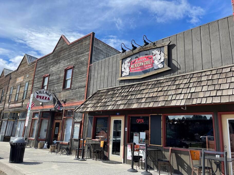 Moose Lodge photo 37
