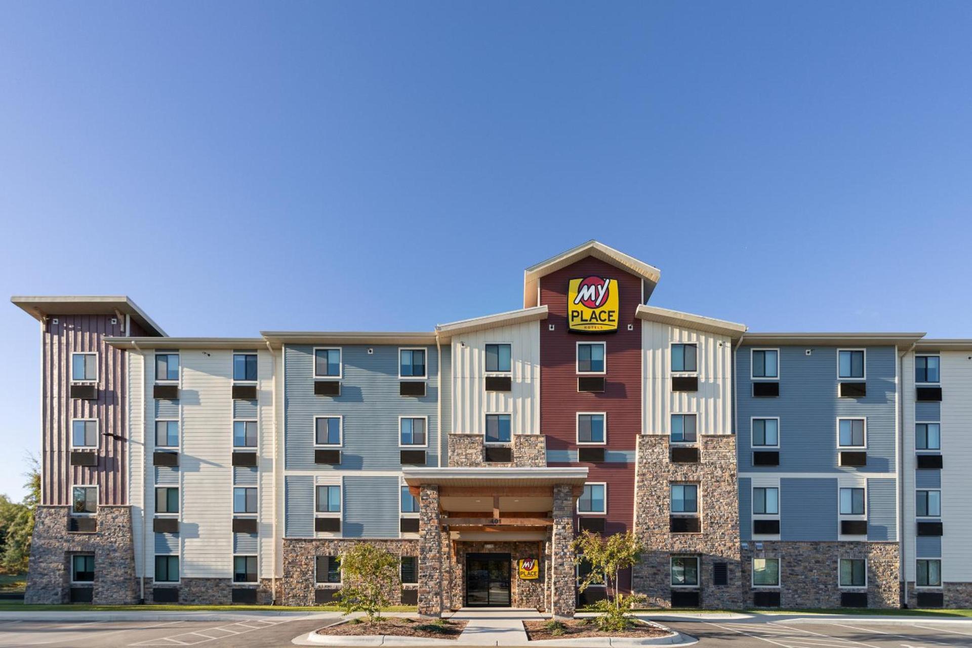 My Place Hotel- St Joseph, MO photo 7