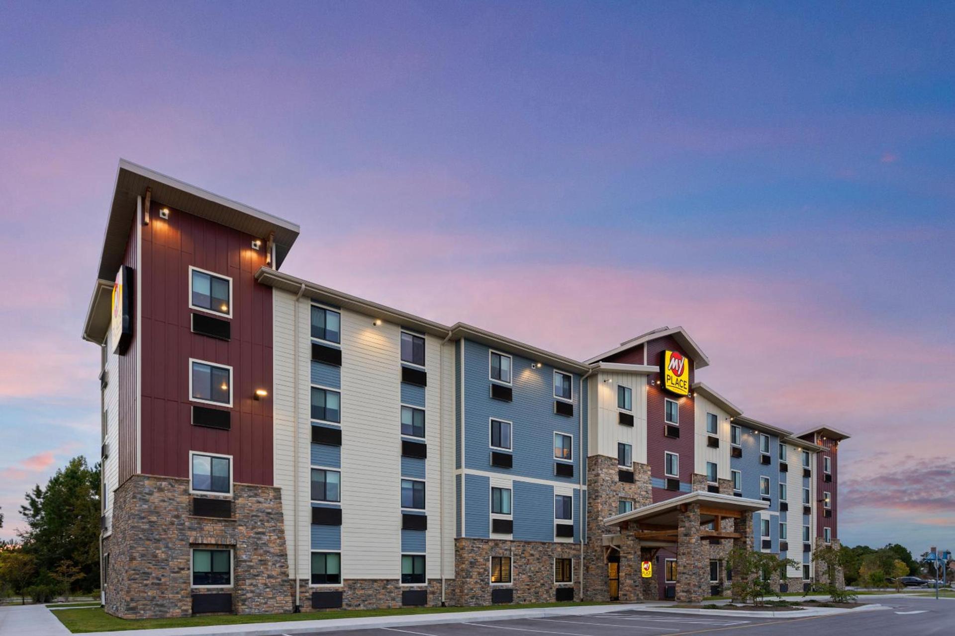My Place Hotel- St Joseph, MO photo 17