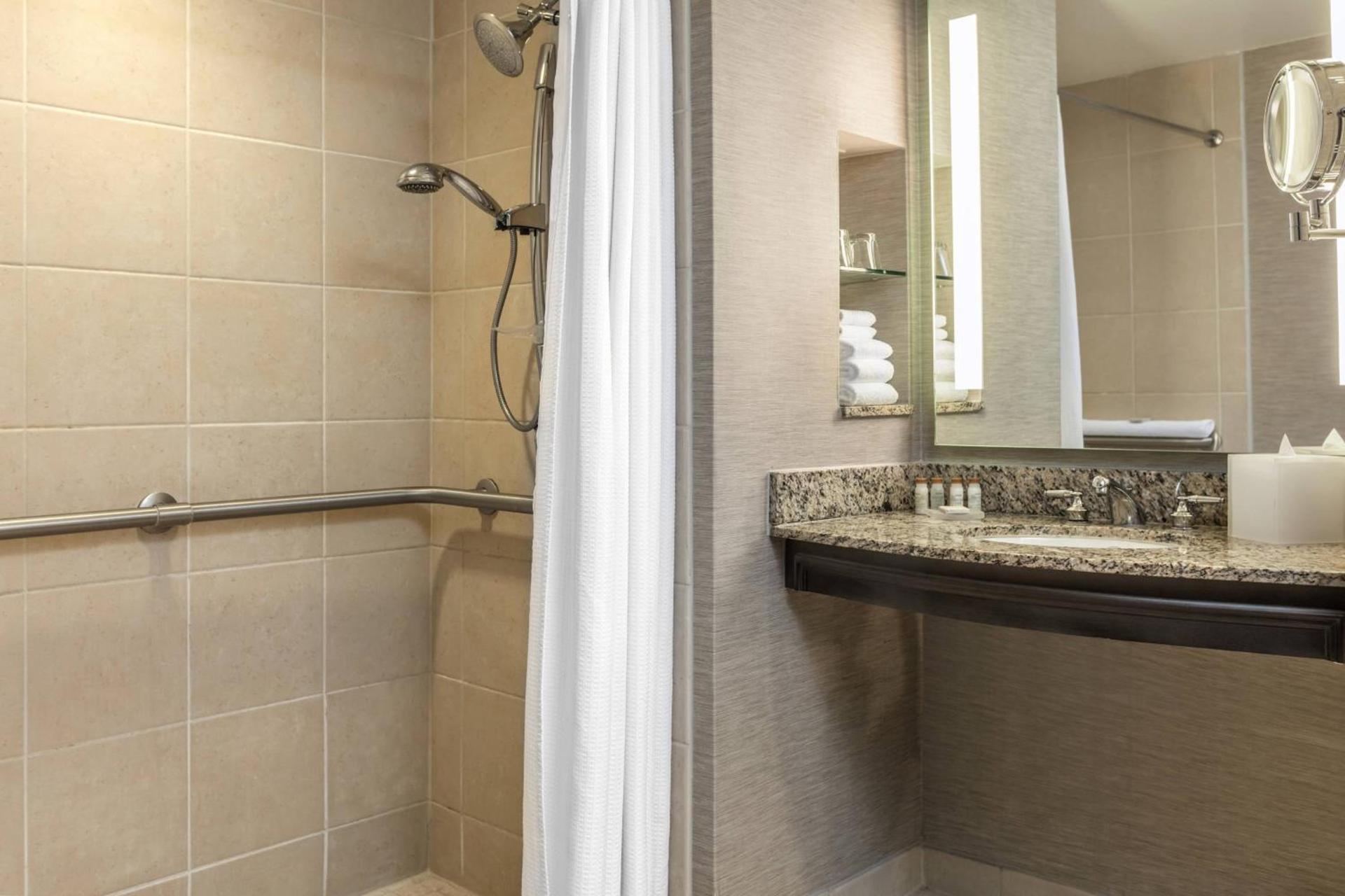 Renaissance Tampa International Plaza Hotel photo 23