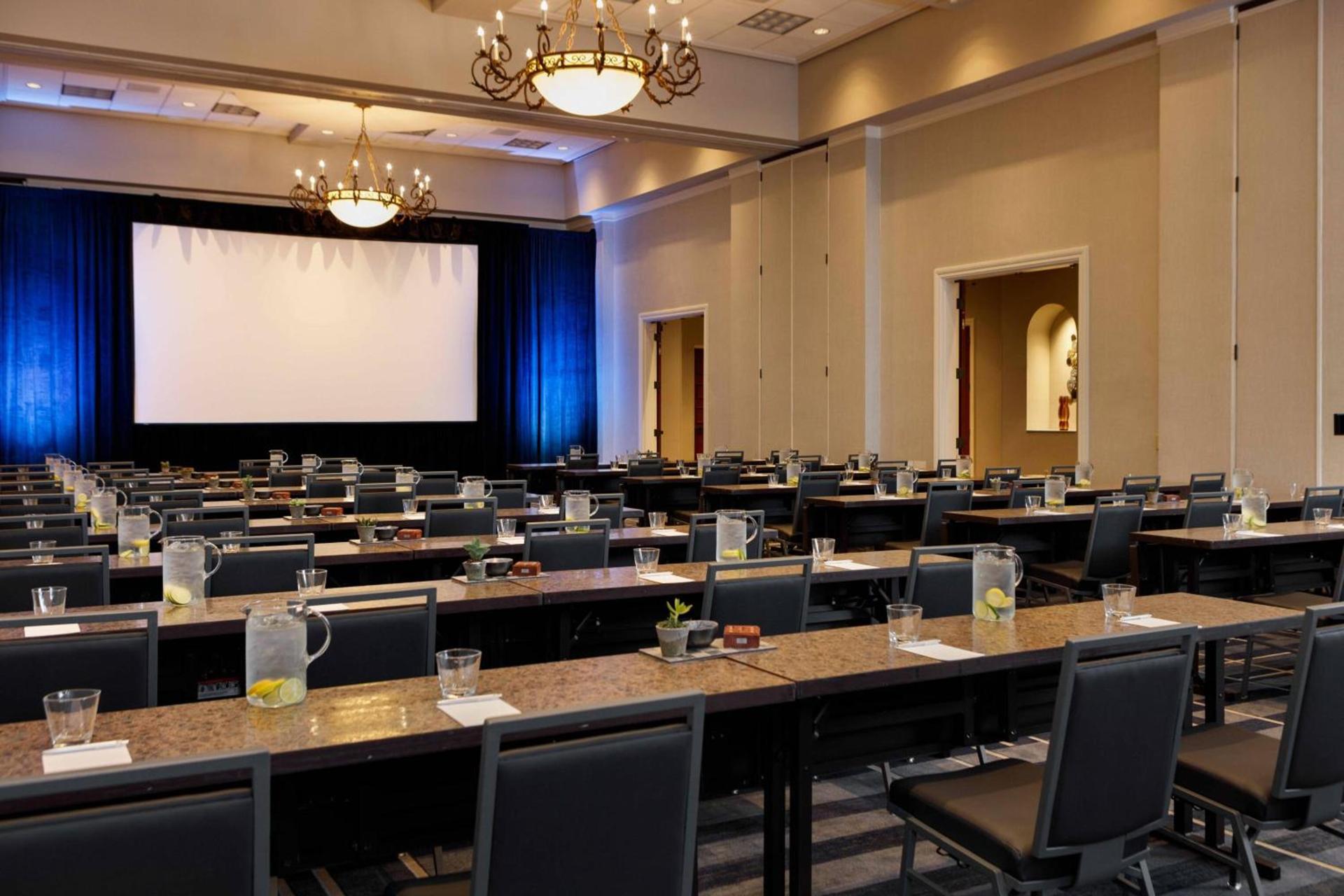 Renaissance Tampa International Plaza Hotel photo 48