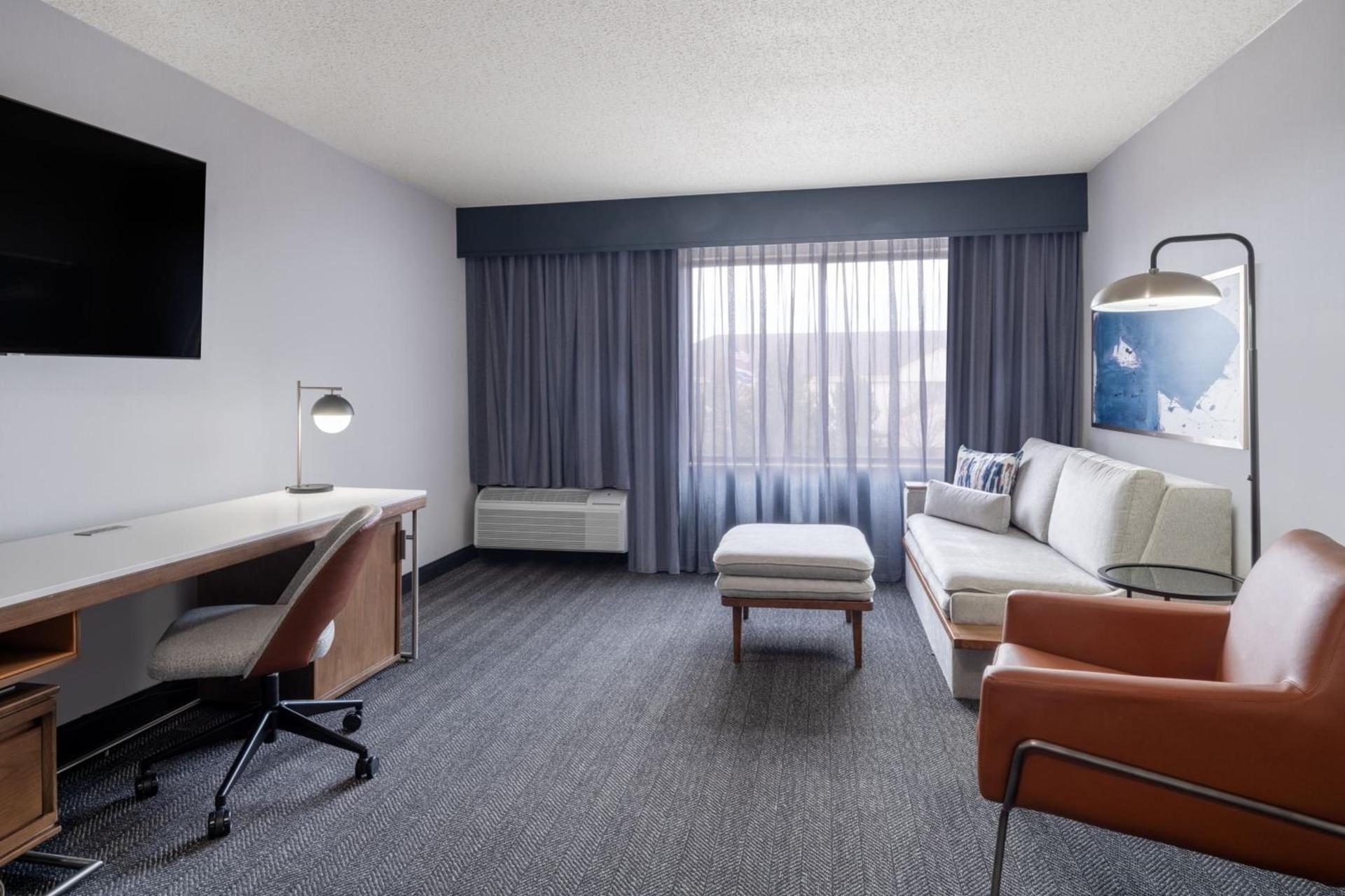 Courtyard by Marriott Boulder Broomfield photo 12