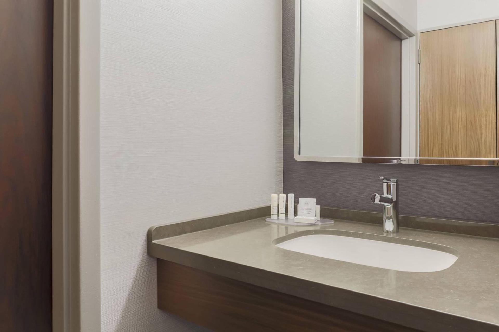 Courtyard by Marriott Boulder Broomfield photo 19