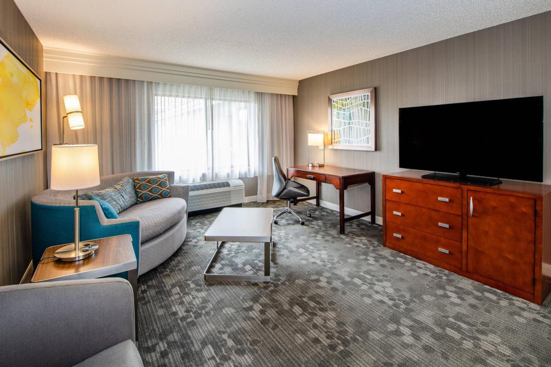Courtyard by Marriott Oakland Airport photo 37