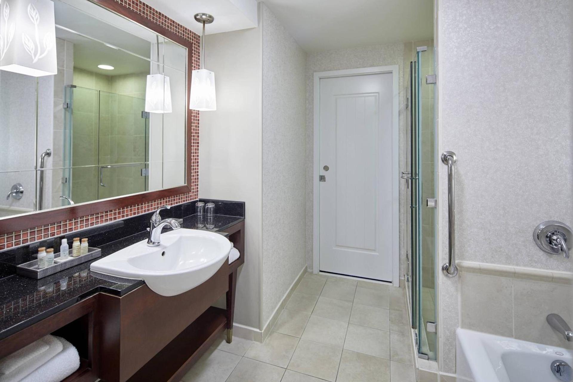 Renaissance Montgomery Hotel & Spa at the Convention Center photo 28