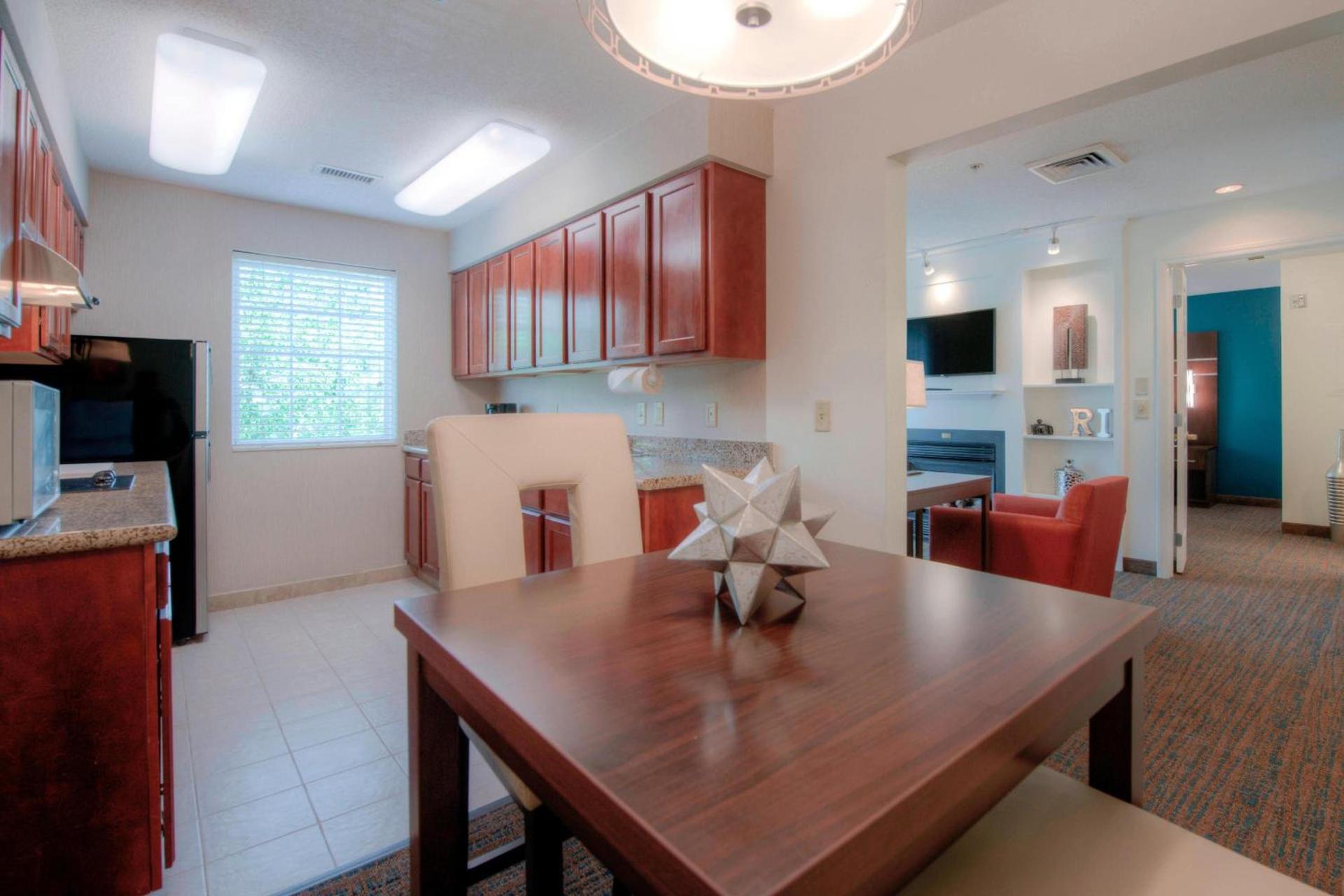 Residence Inn by Marriott Raleigh Crabtree Valley photo 22