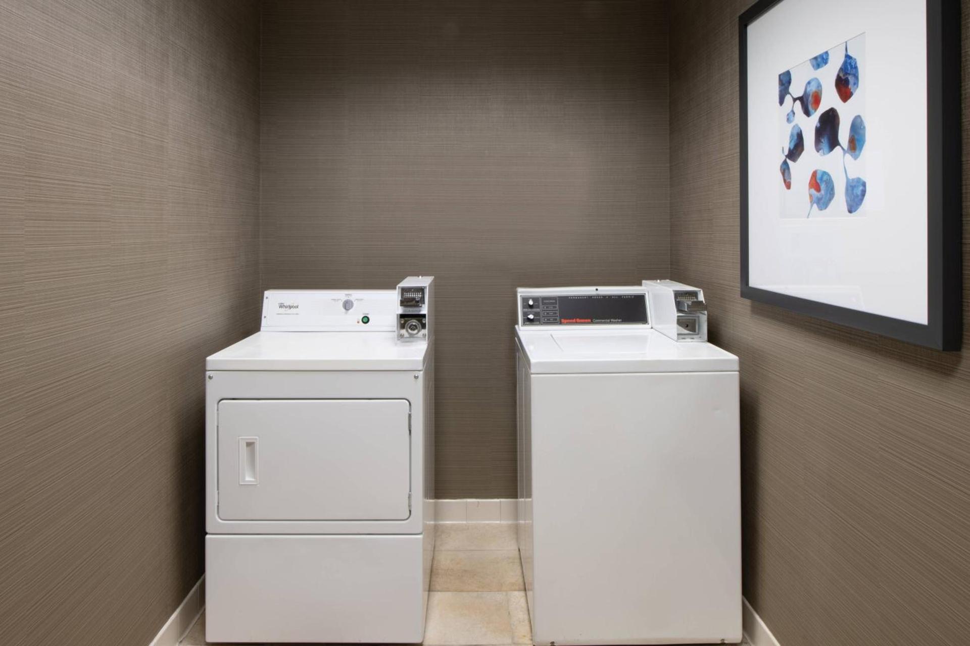 Courtyard by Marriott Oakland Airport photo 50