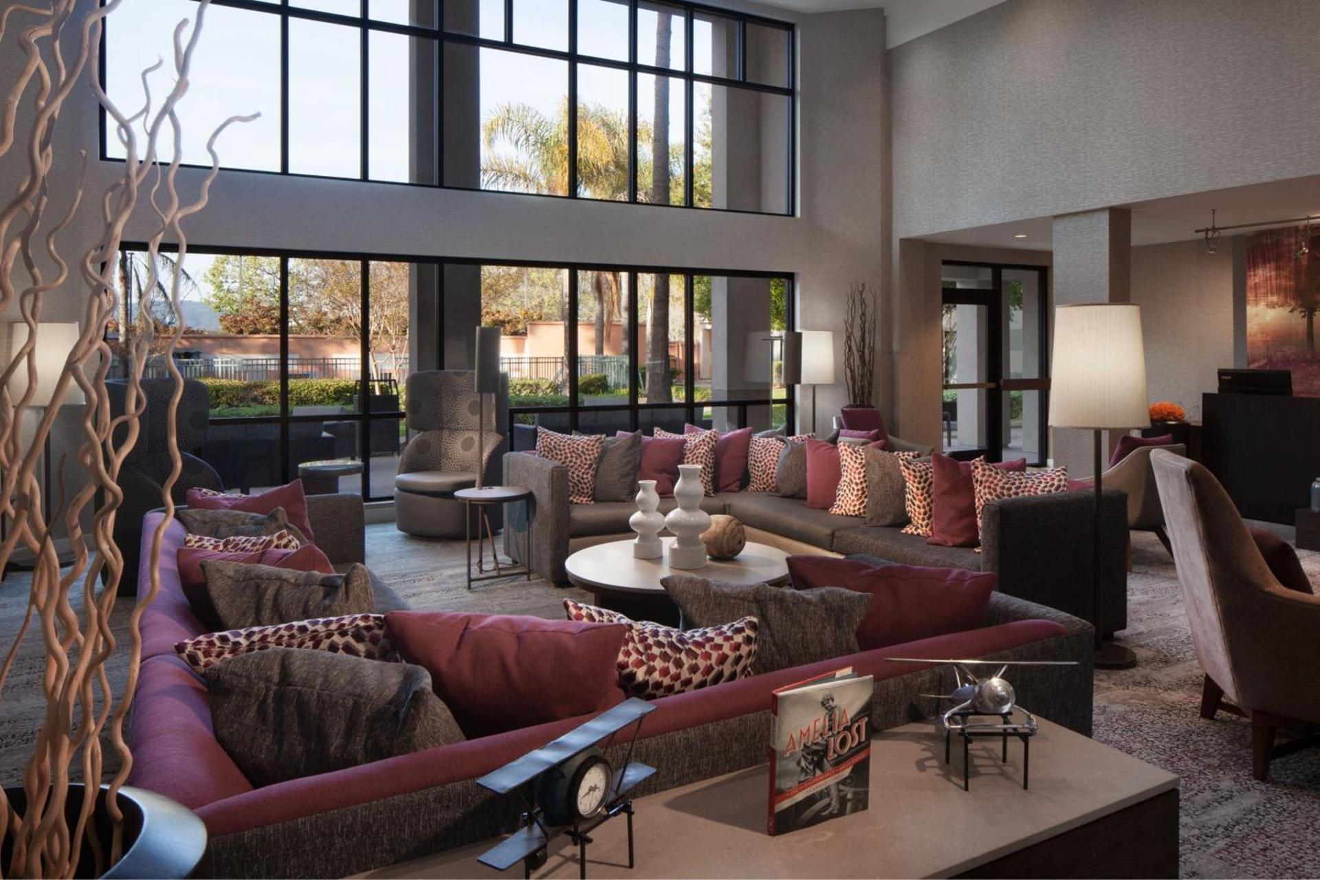 Courtyard by Marriott Oakland Airport photo 5