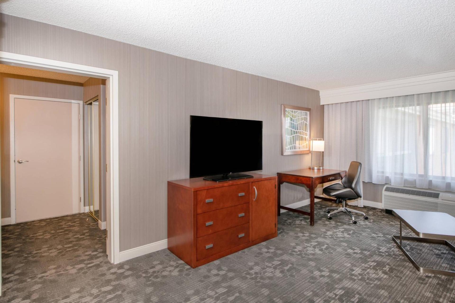 Courtyard by Marriott Oakland Airport photo 38