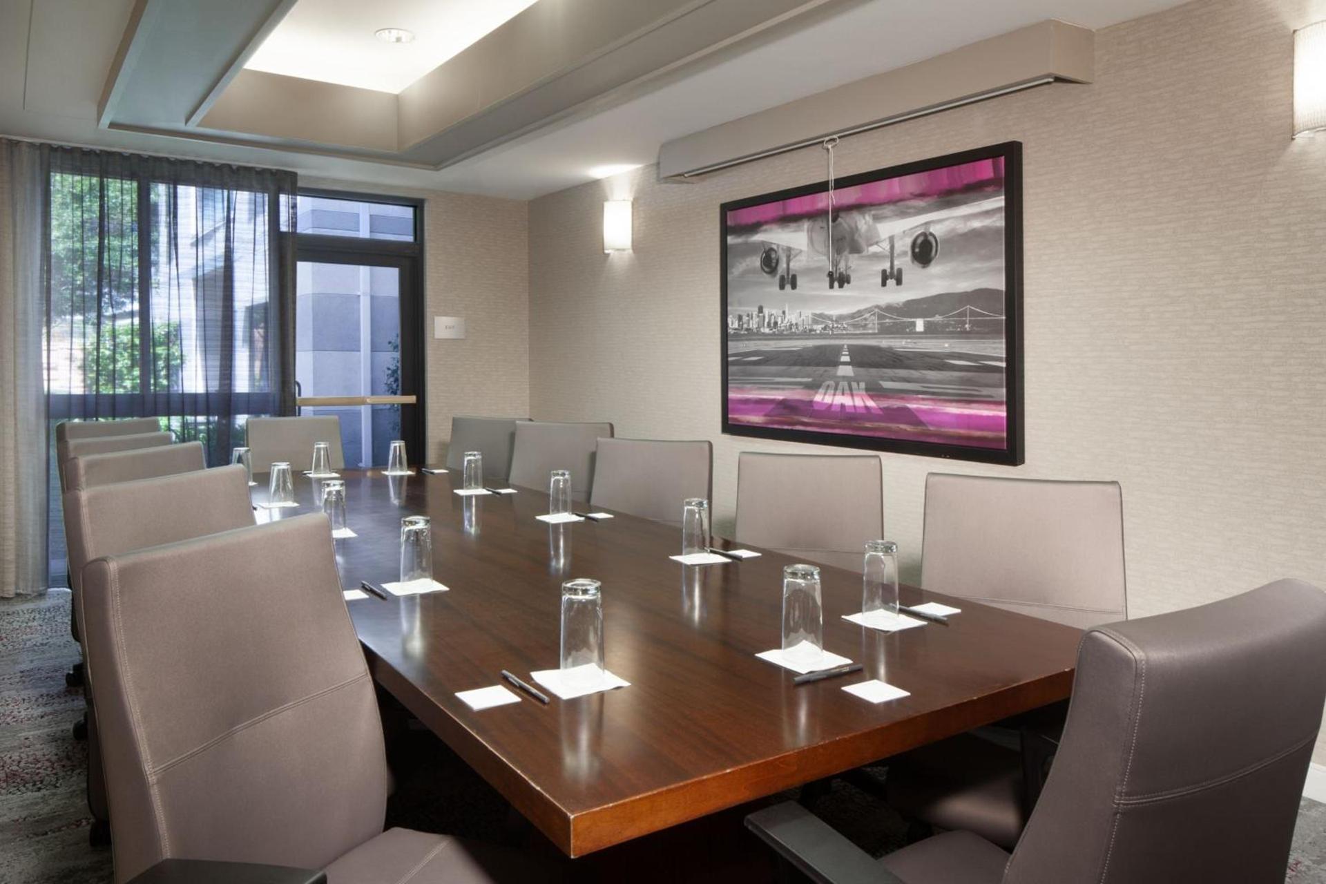 Courtyard by Marriott Oakland Airport photo 62
