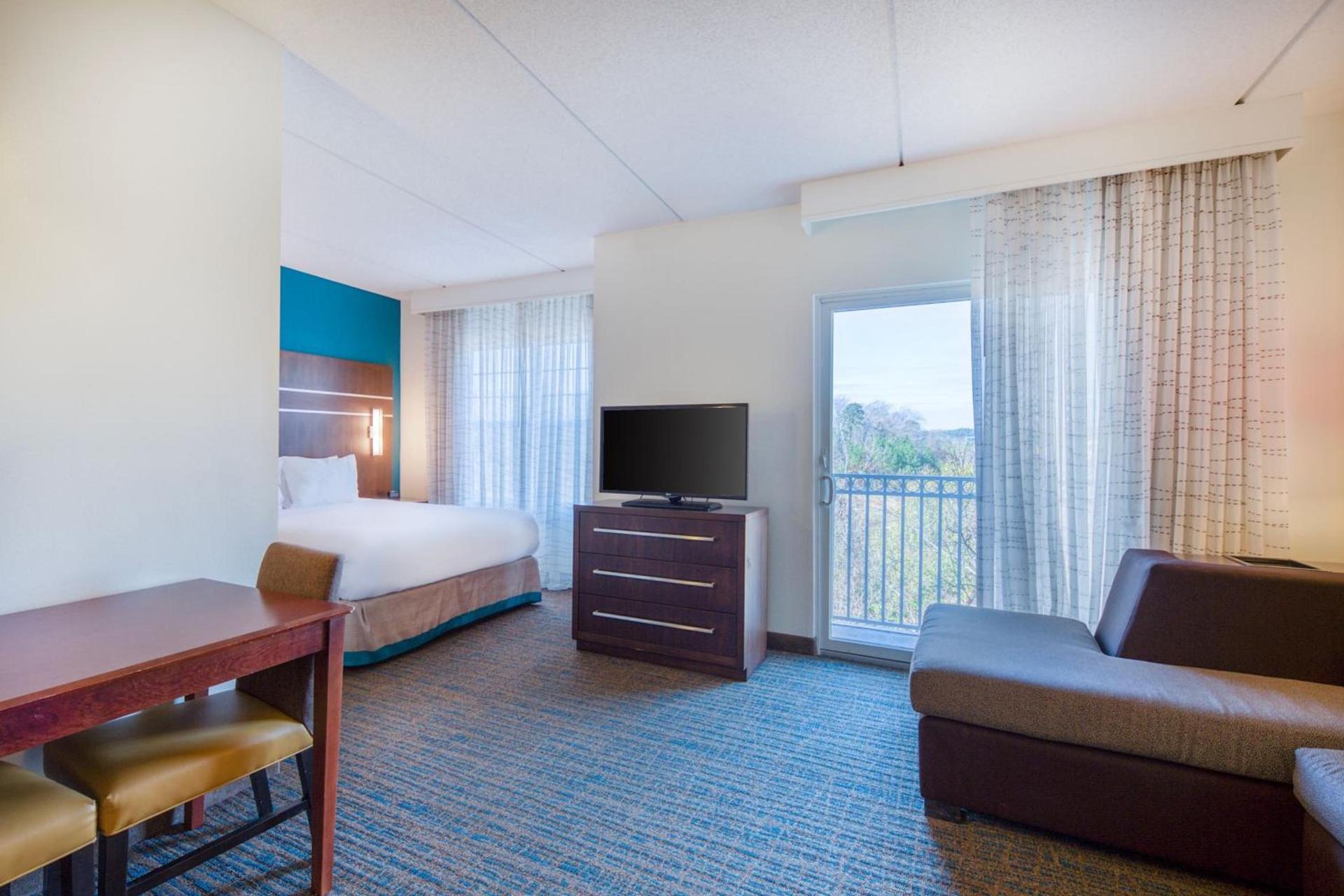 Residence Inn by Marriott Raleigh Crabtree Valley photo 7