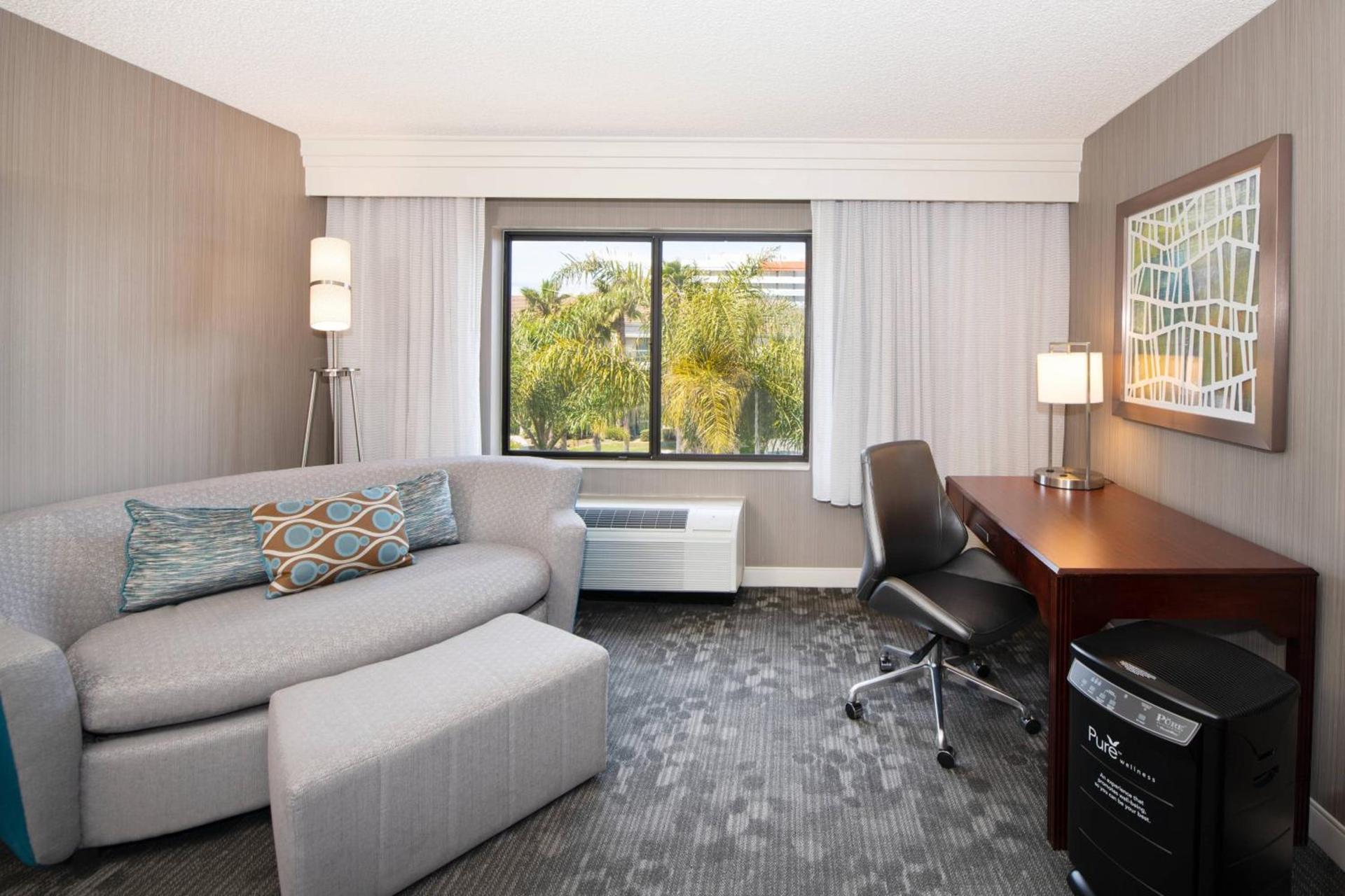 Courtyard by Marriott Oakland Airport photo 22