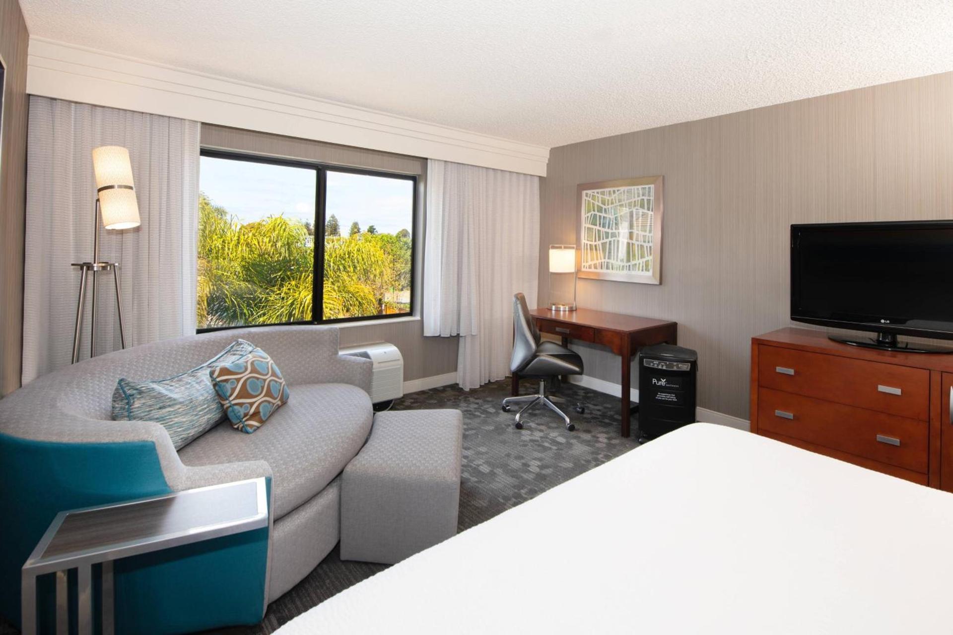 Courtyard by Marriott Oakland Airport photo 21