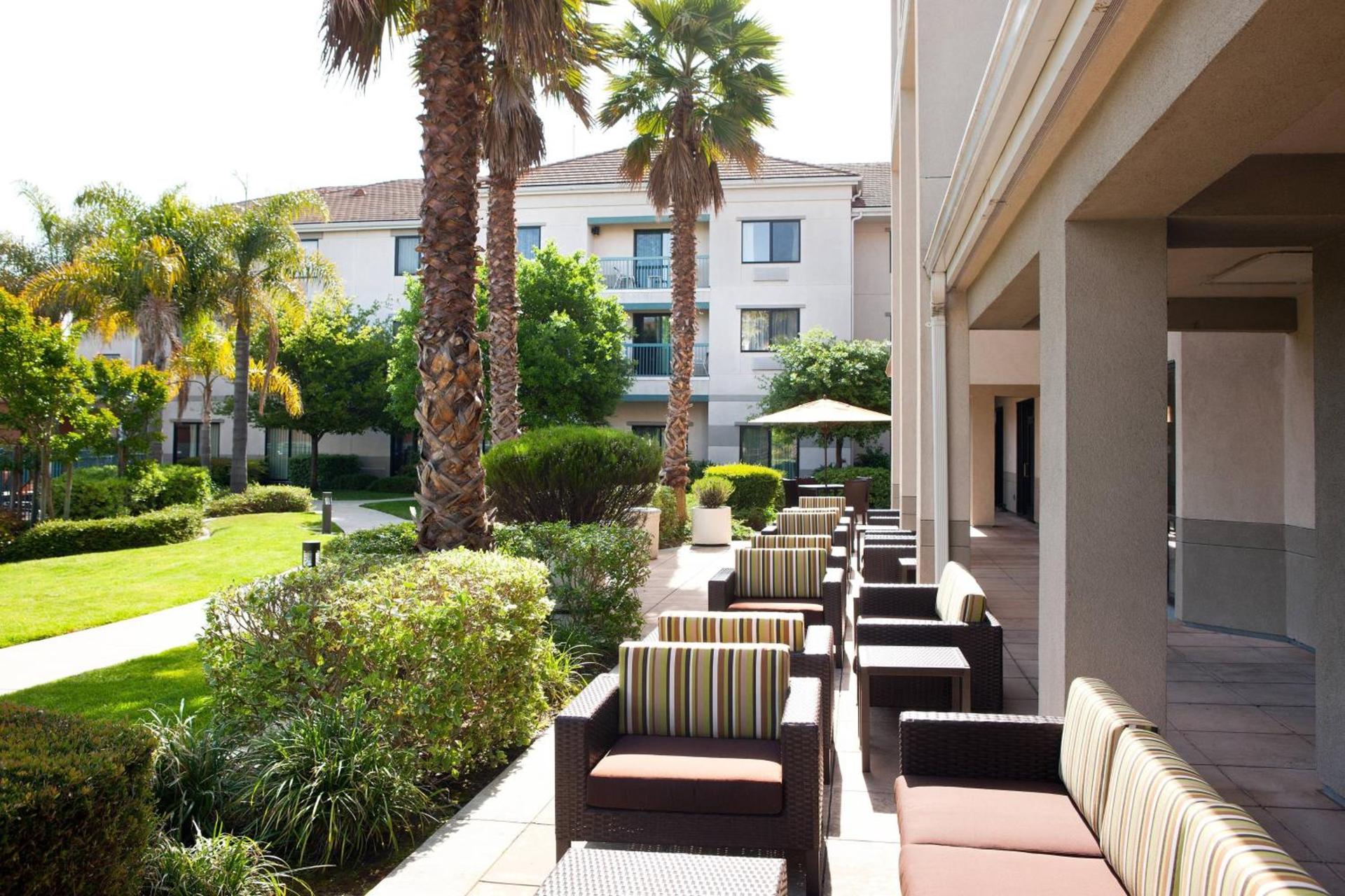 Courtyard by Marriott Oakland Airport photo 46