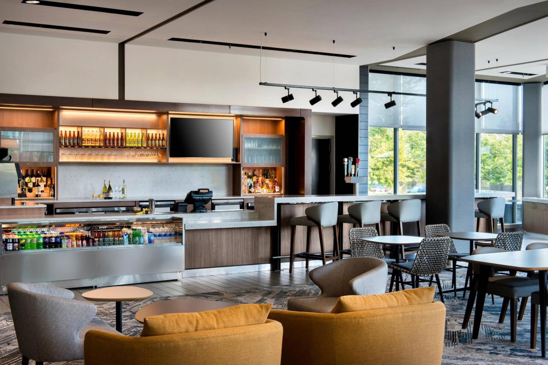 Courtyard by Marriott Philadelphia South at The Navy Yard photo 32