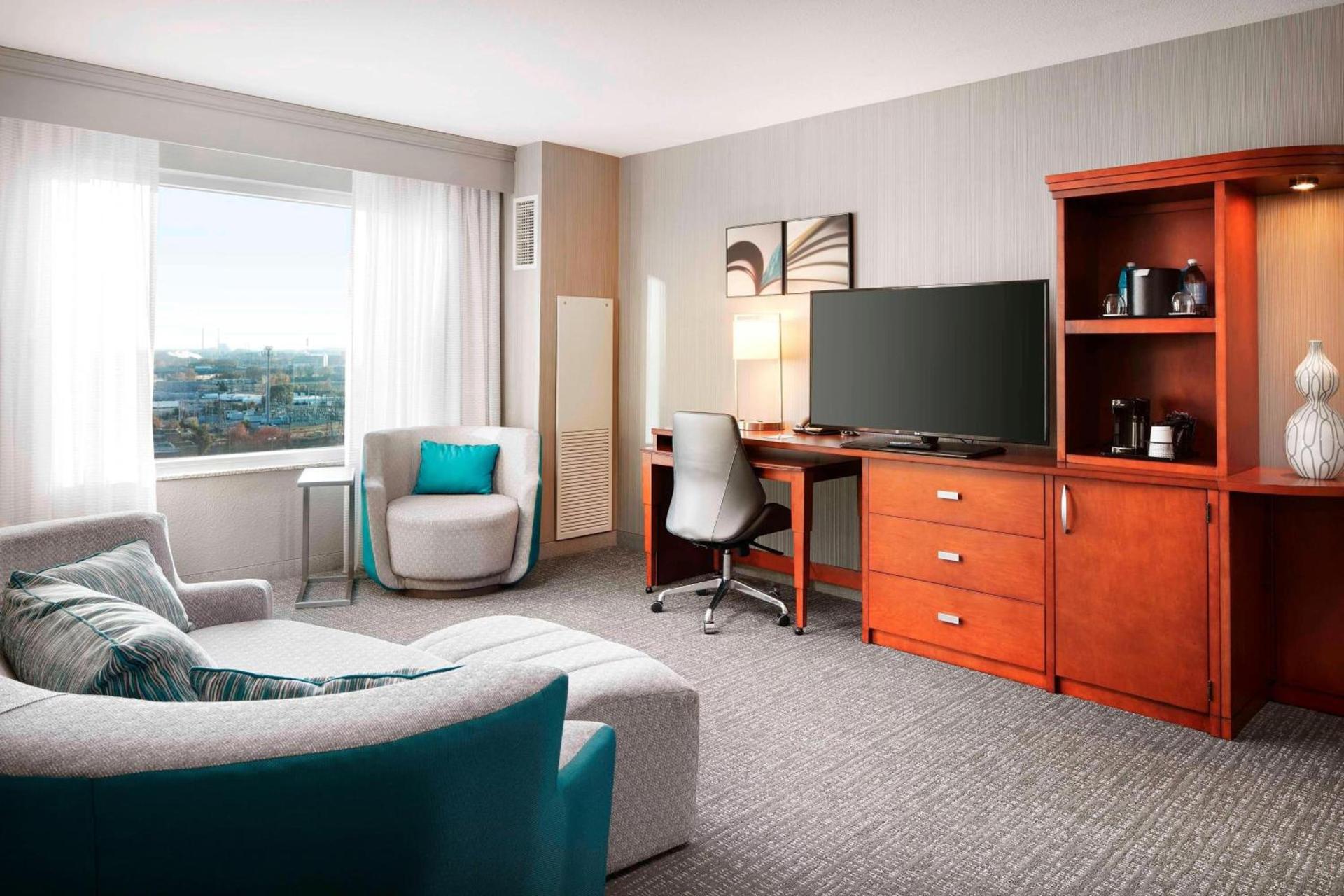 Courtyard by Marriott Indianapolis Downtown photo 18