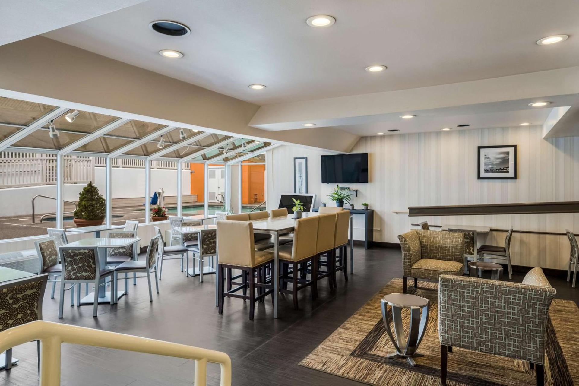 Best Western Alderwood photo 5