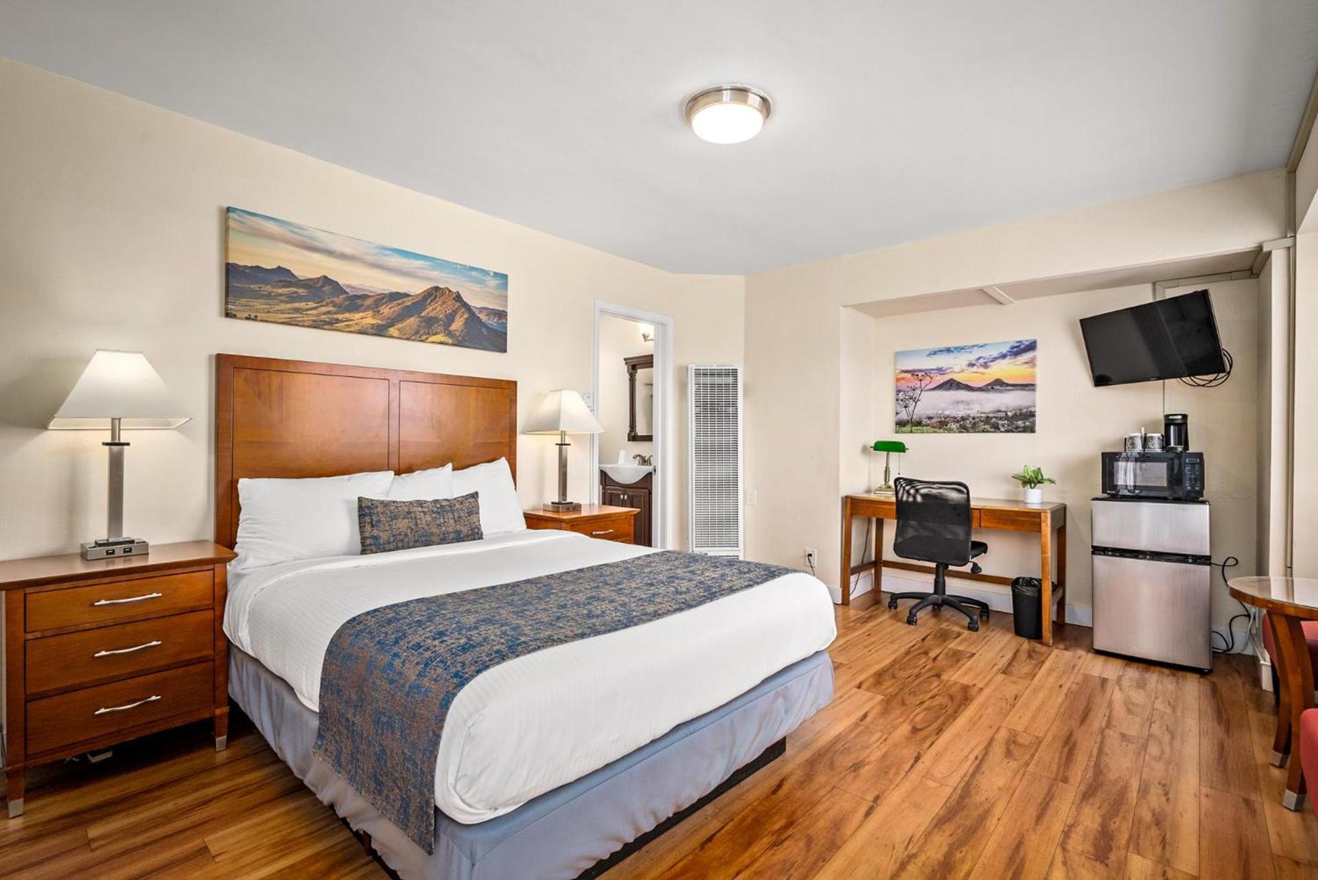 Sunbeam Motel photo 11