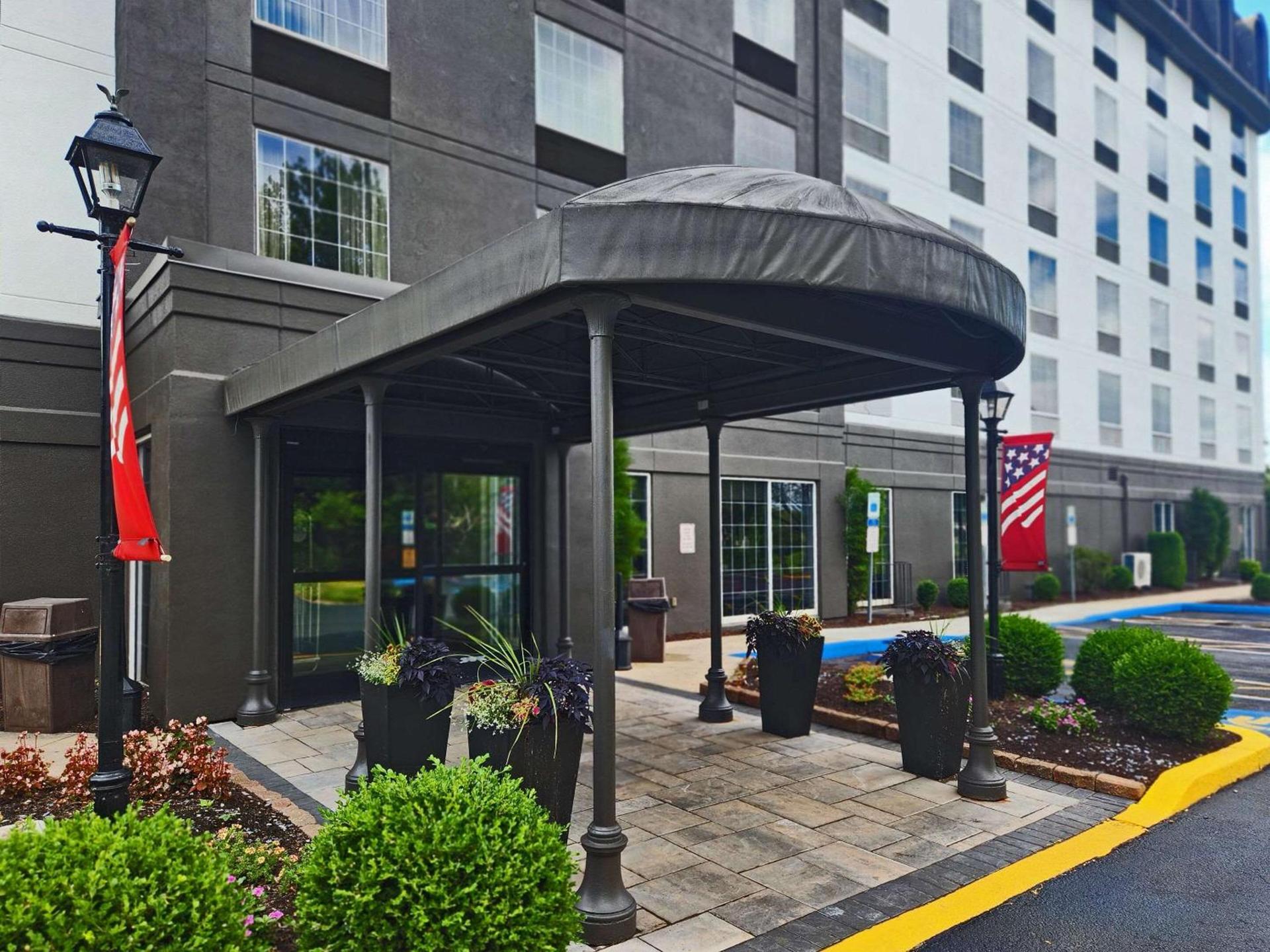 Best Western Chocolate Inn at the Park photo 3