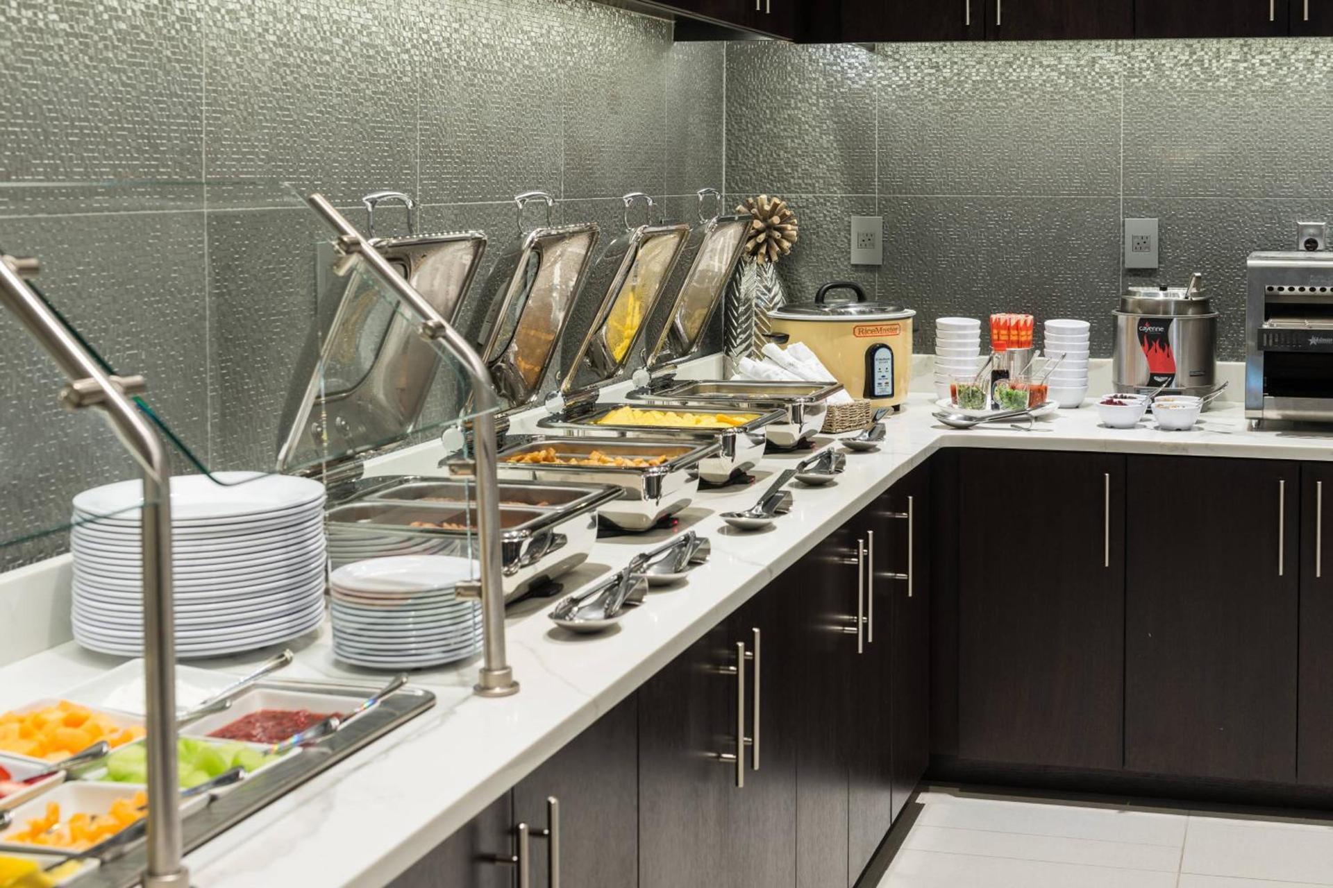 Courtyard by Marriott Edgewater NYC Area photo 30