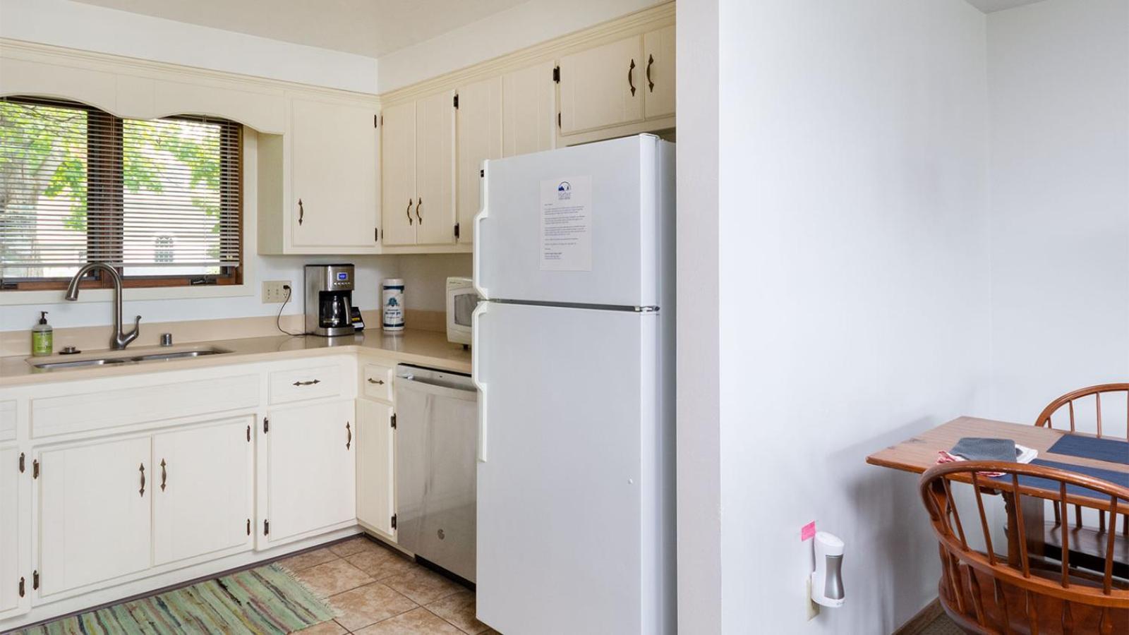 Harbor Guest House photo 16