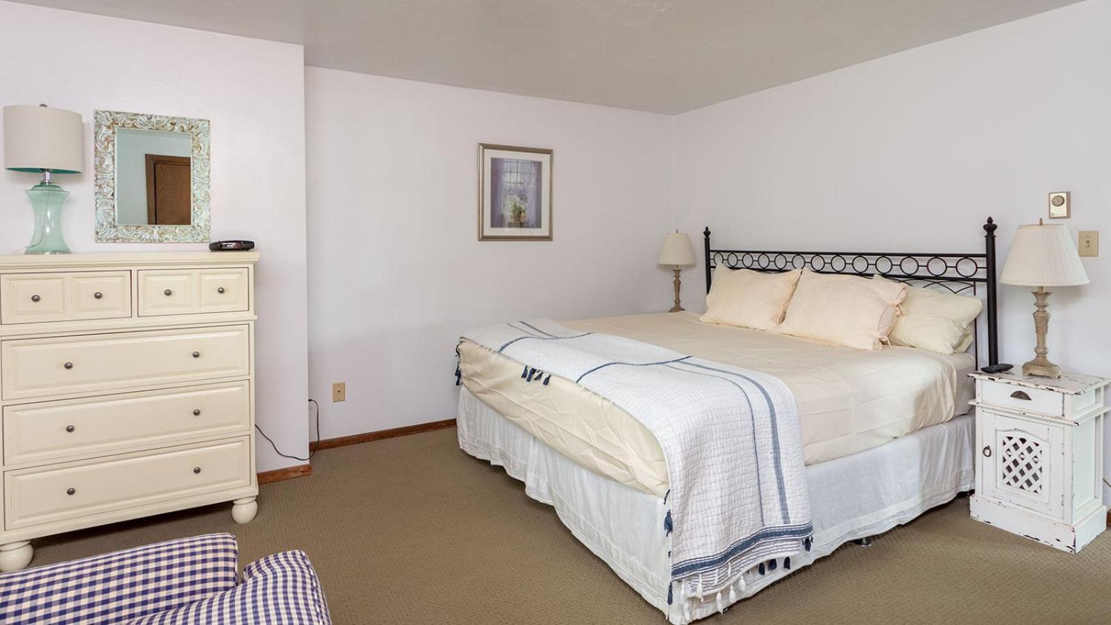 Harbor Guest House photo 12