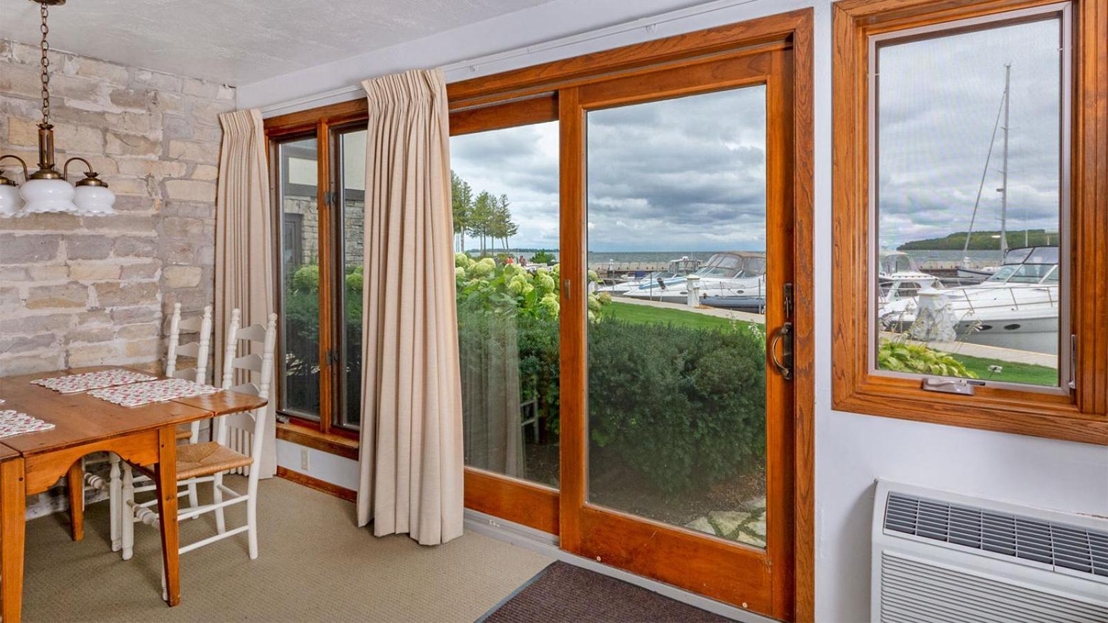 Harbor Guest House photo 29