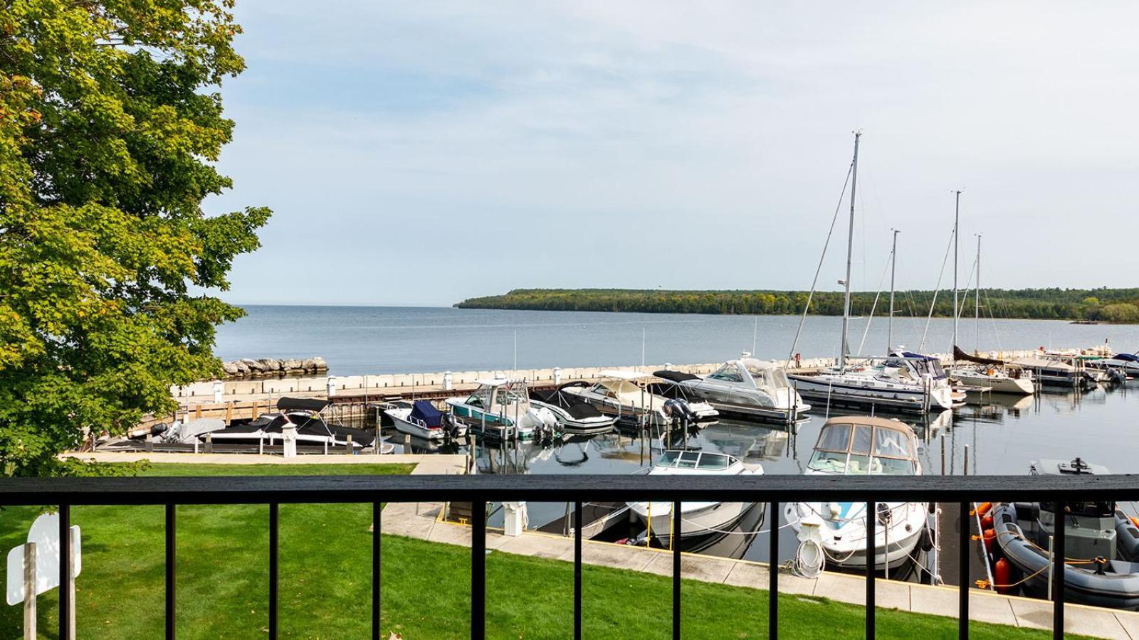 Harbor Guest House photo 43