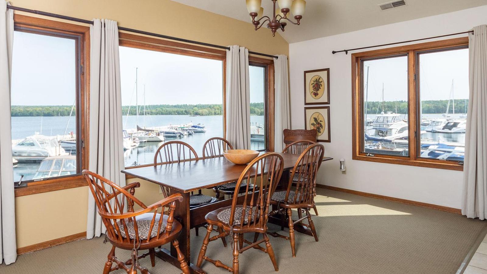 Harbor Guest House photo 44