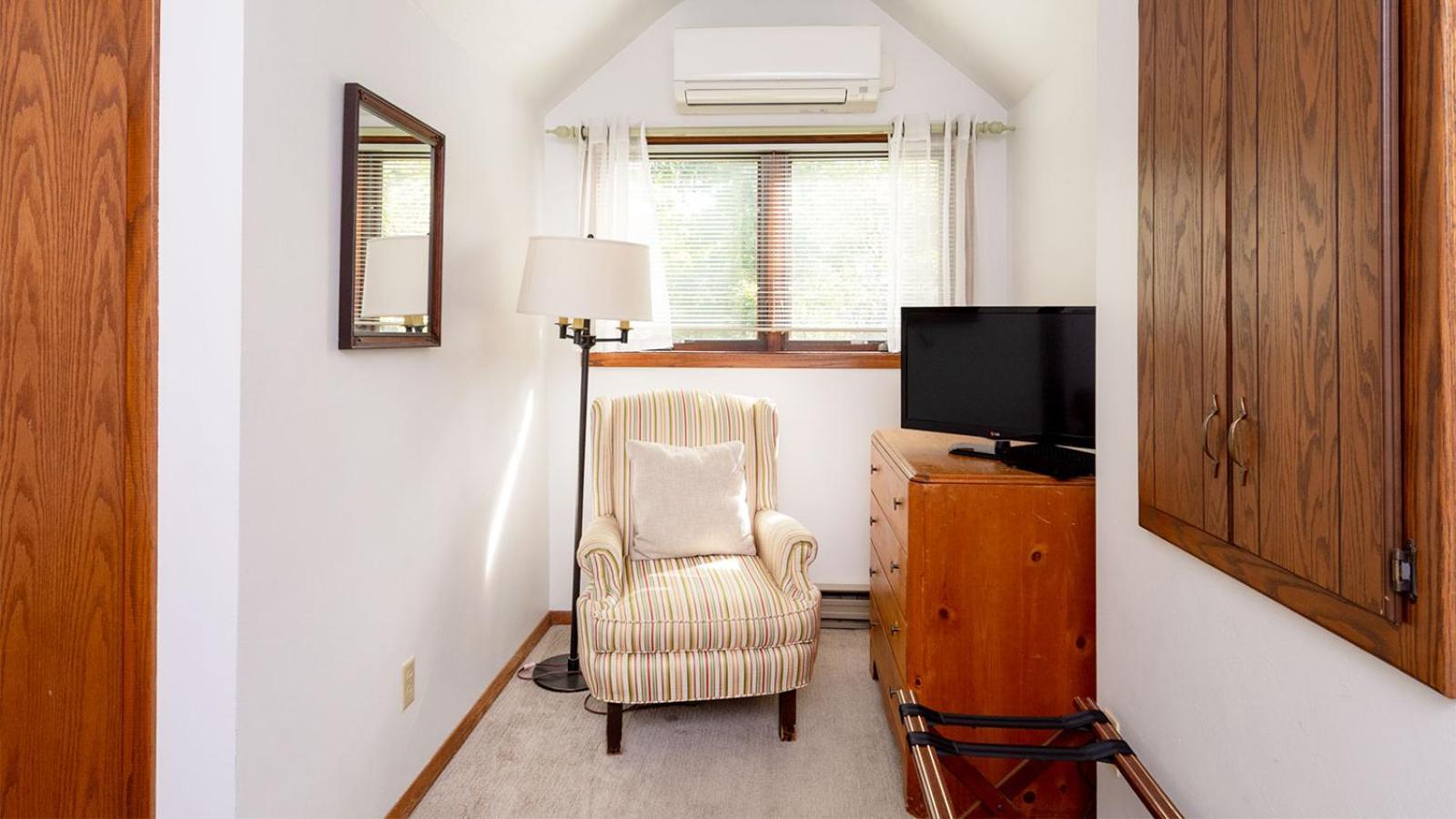 Harbor Guest House photo 50