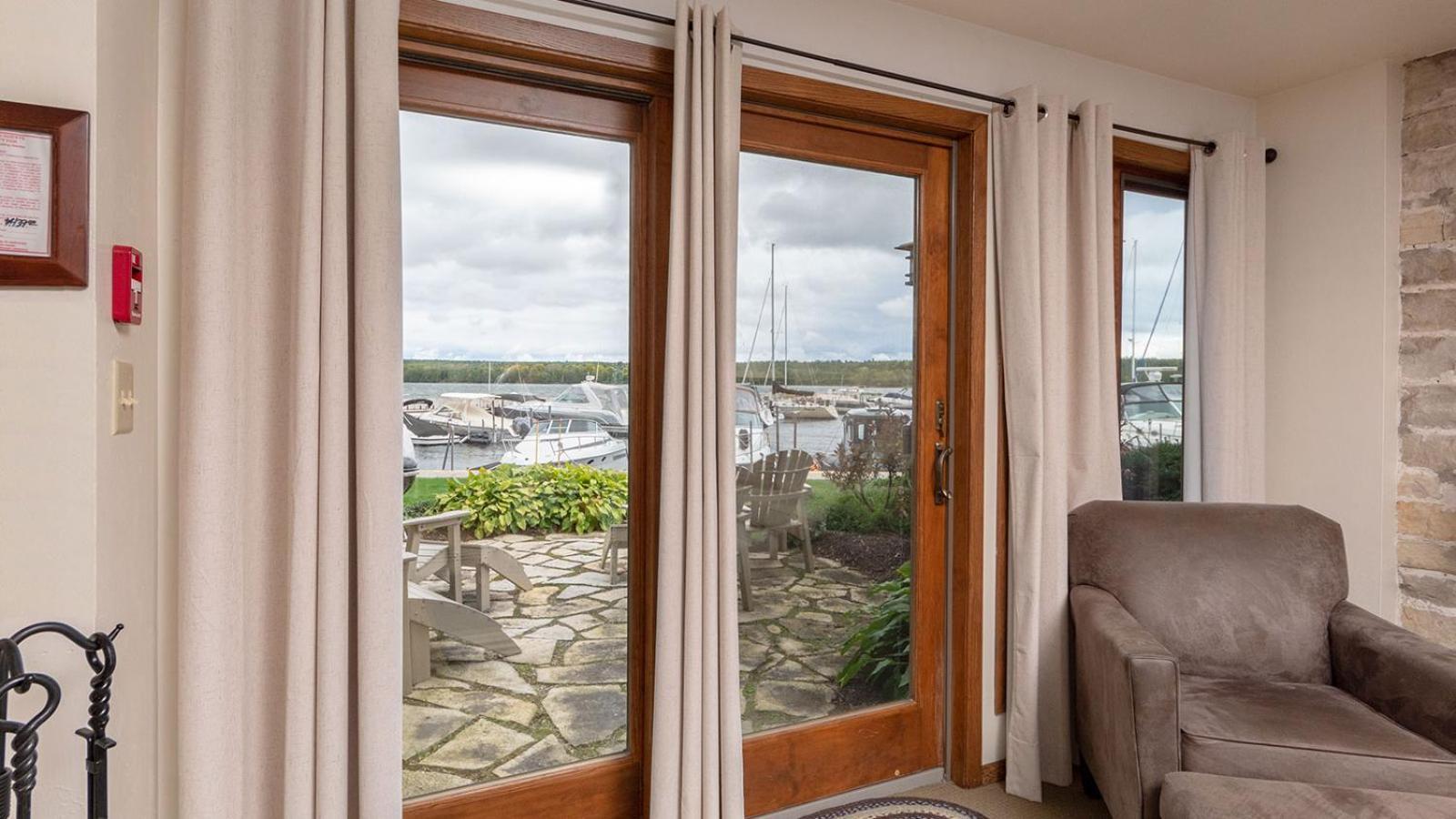Harbor Guest House photo 73