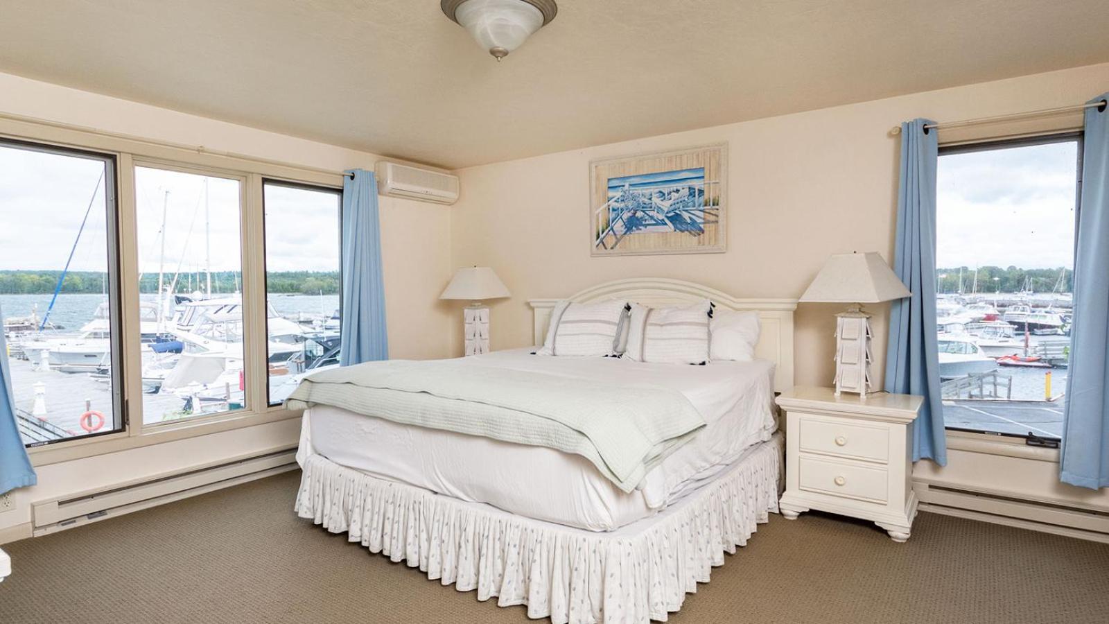 Harbor Guest House photo 83
