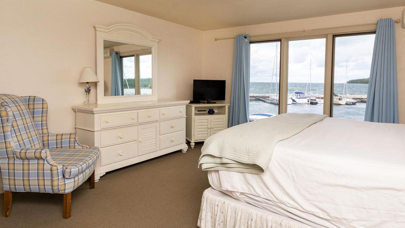 Harbor Guest House photo 84