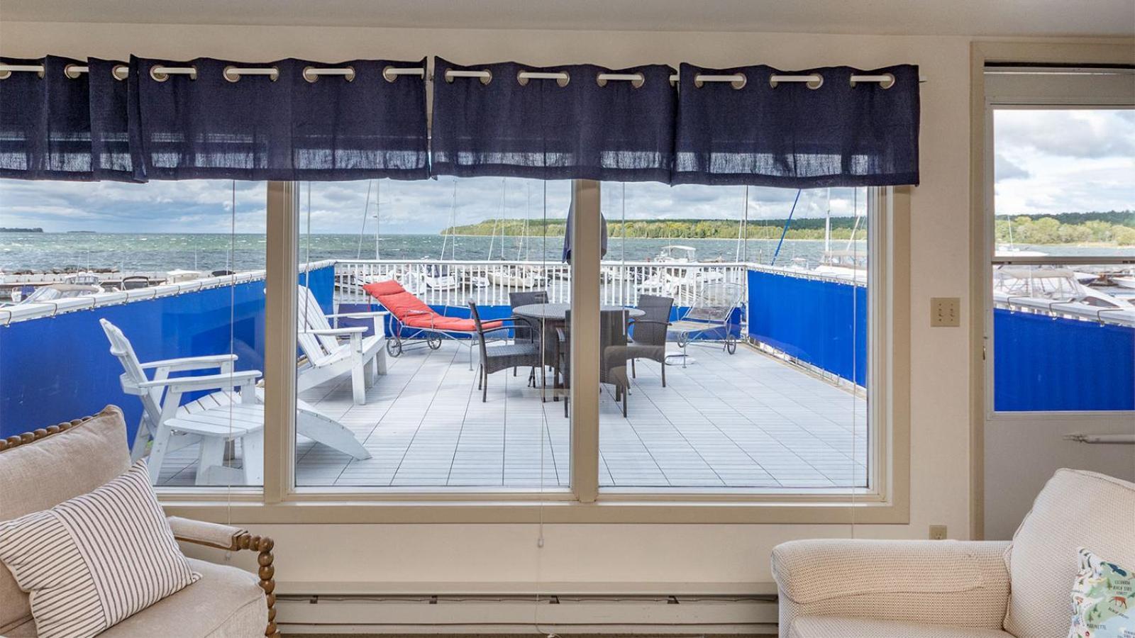 Harbor Guest House photo 85