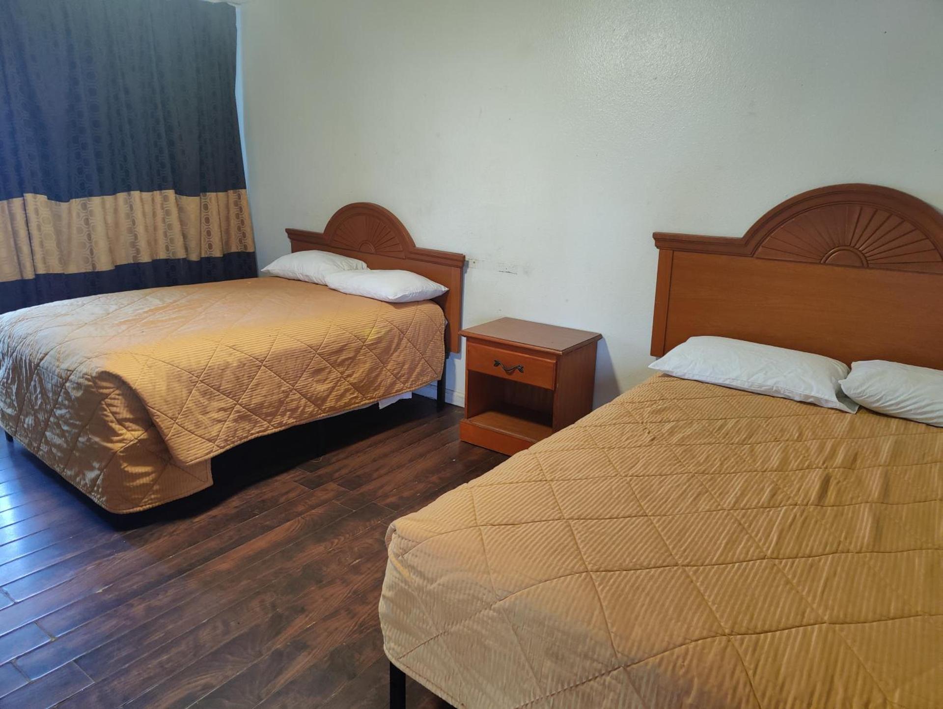 Best Inn & Suites photo 14