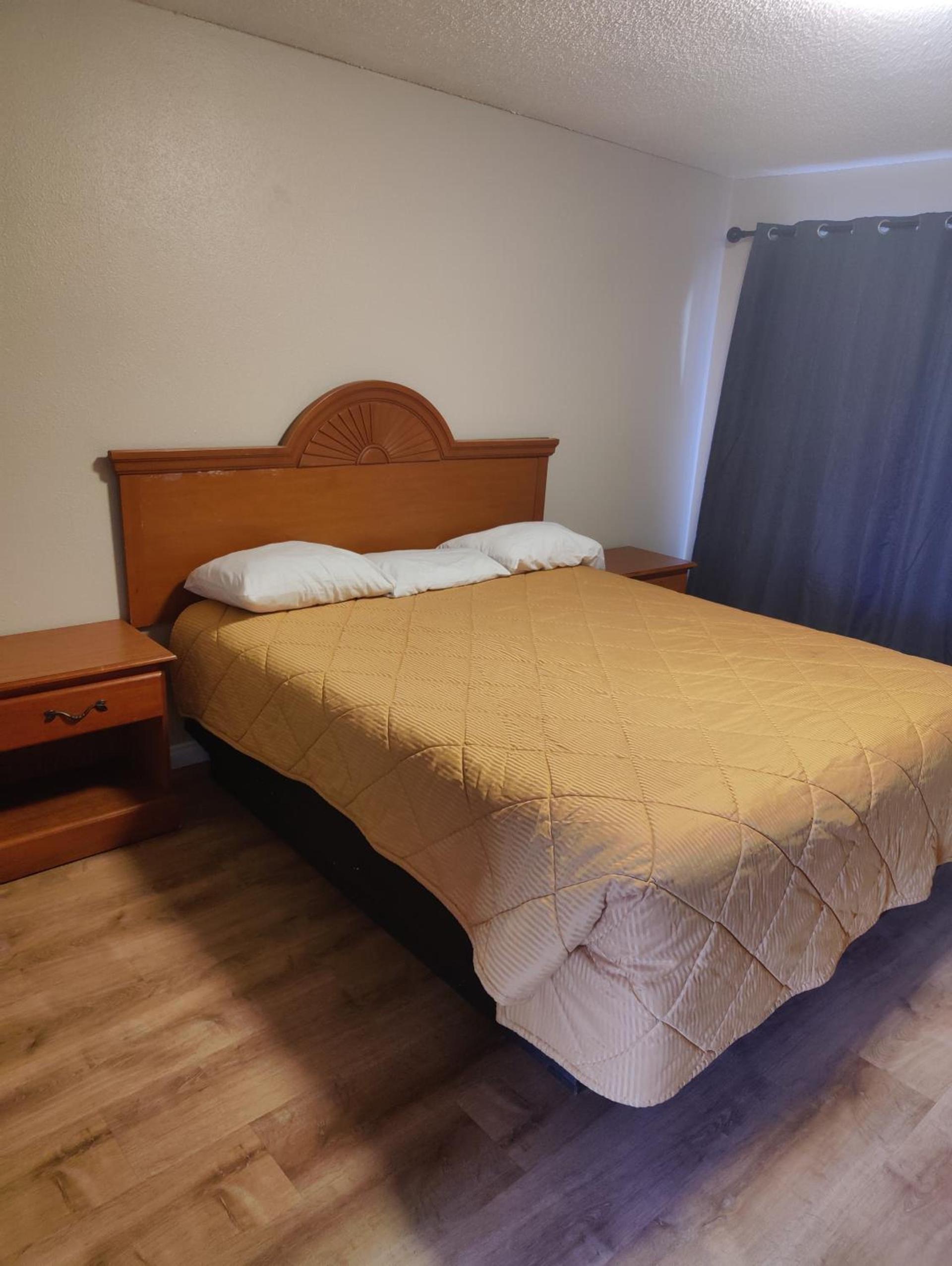 Best Inn & Suites photo 16