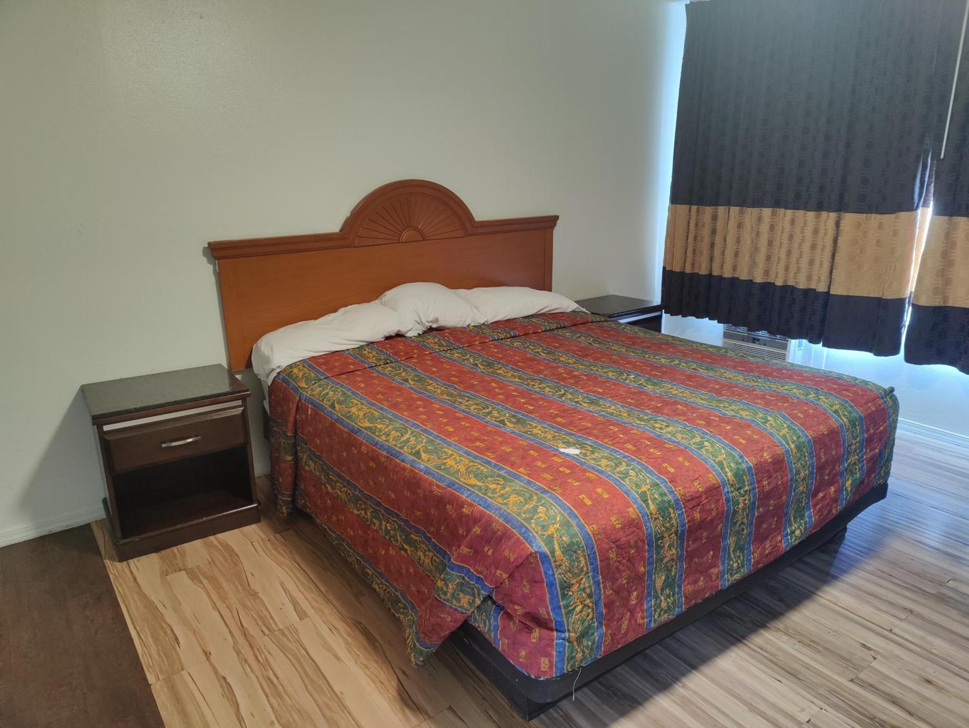 Best Inn & Suites photo 22