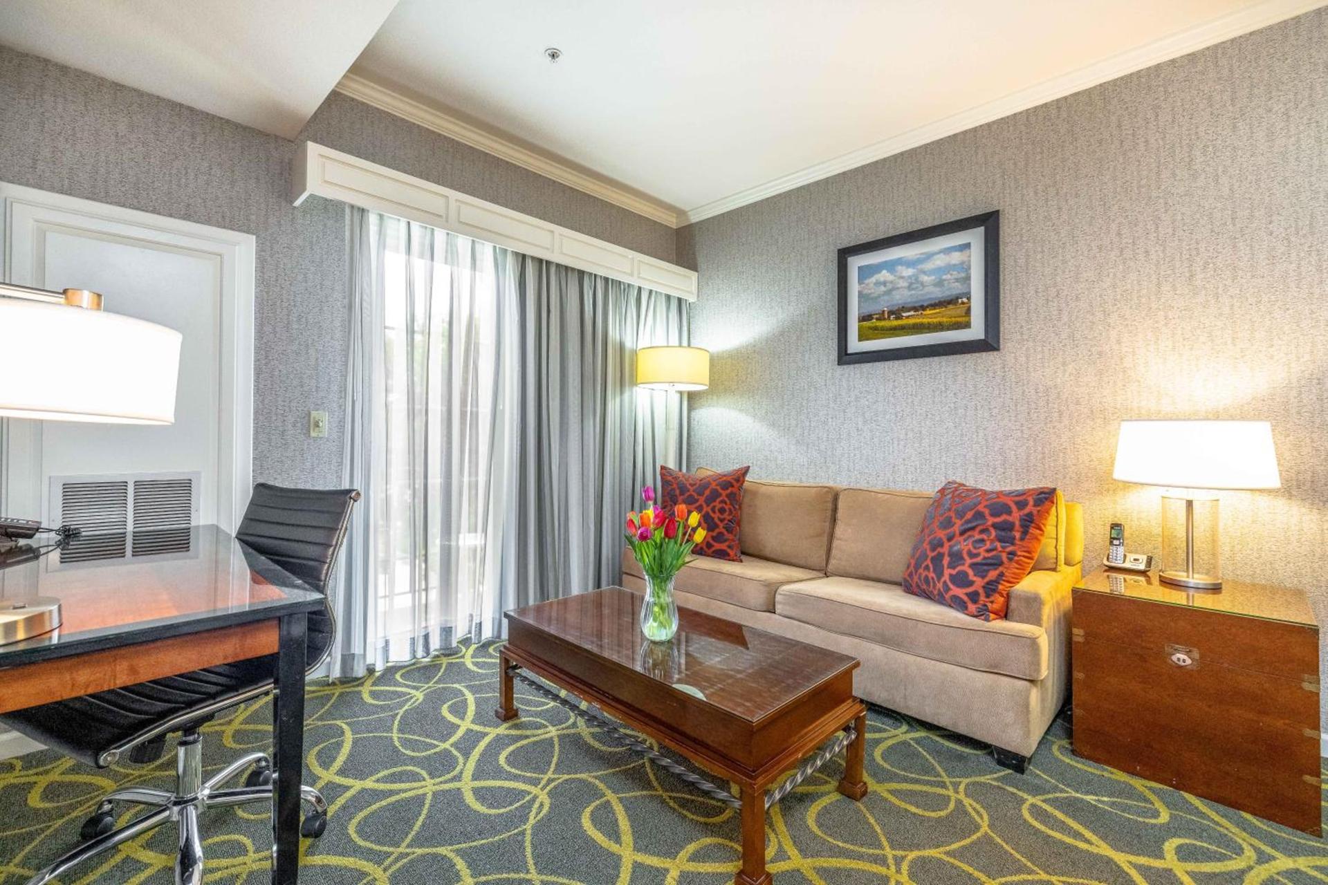Best Western Plus Dixon Davis photo 20