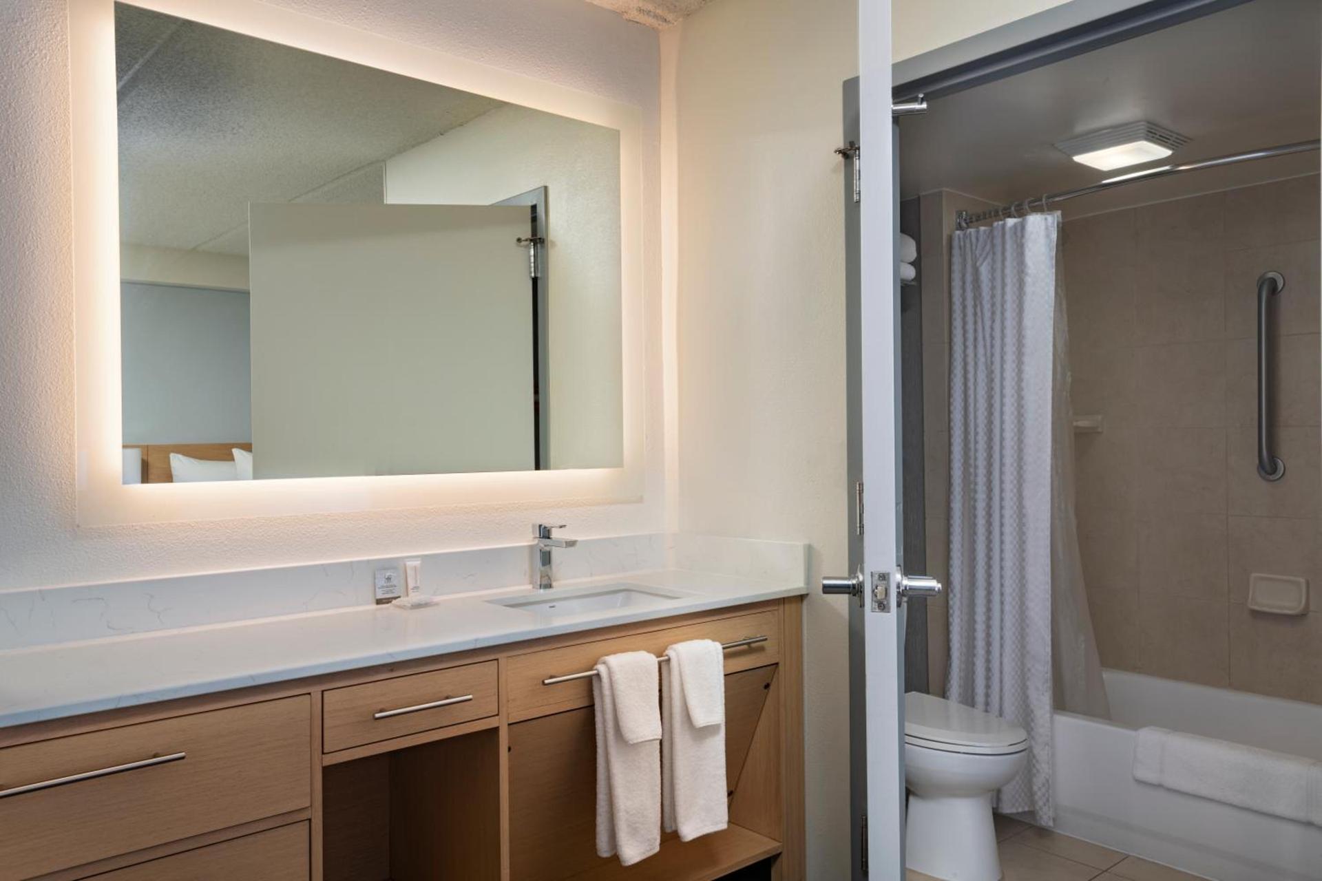 Hyatt Place Austin The Domain Area photo 36