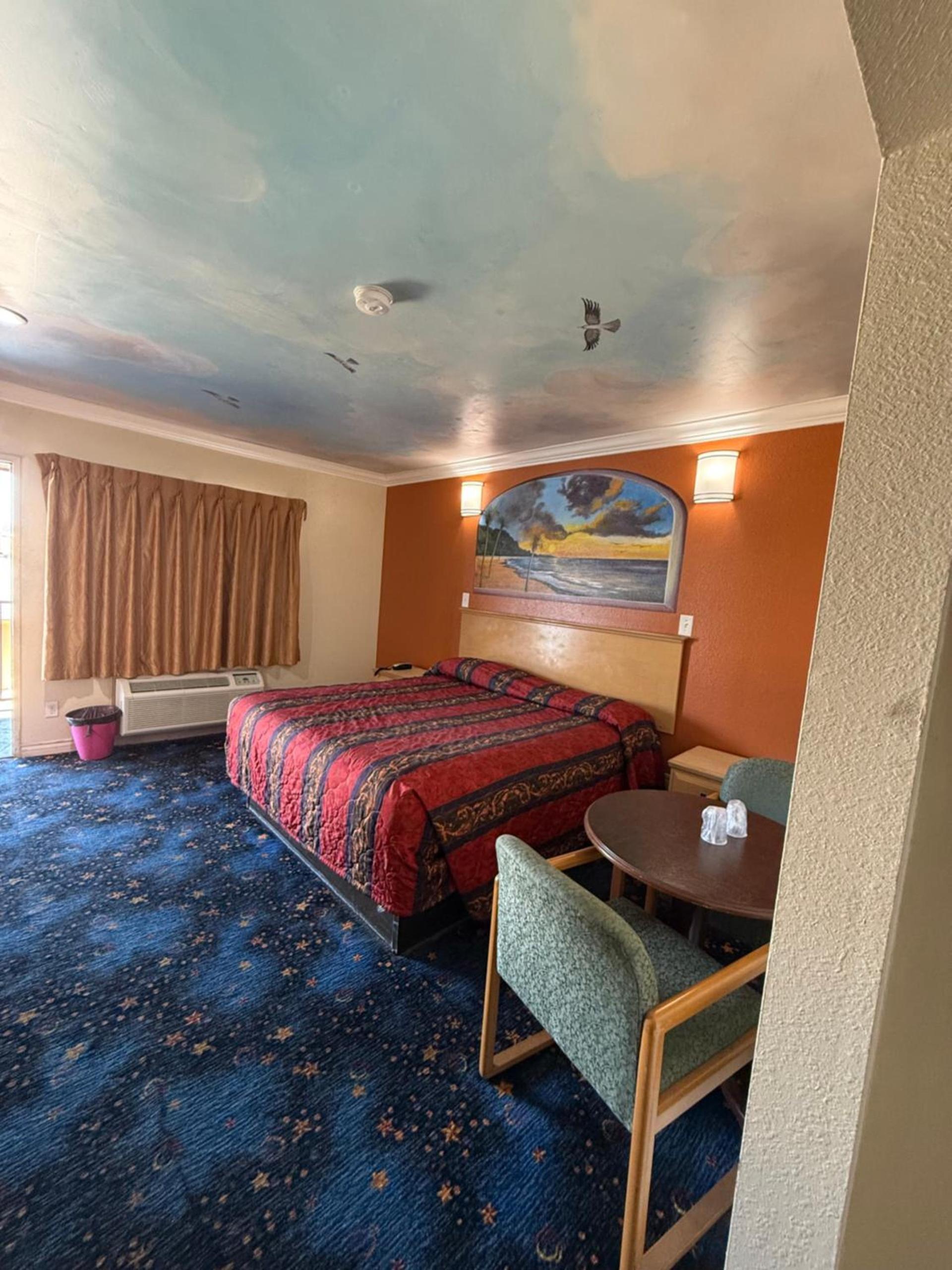 Robinhood Motel Anaheim West photo 6