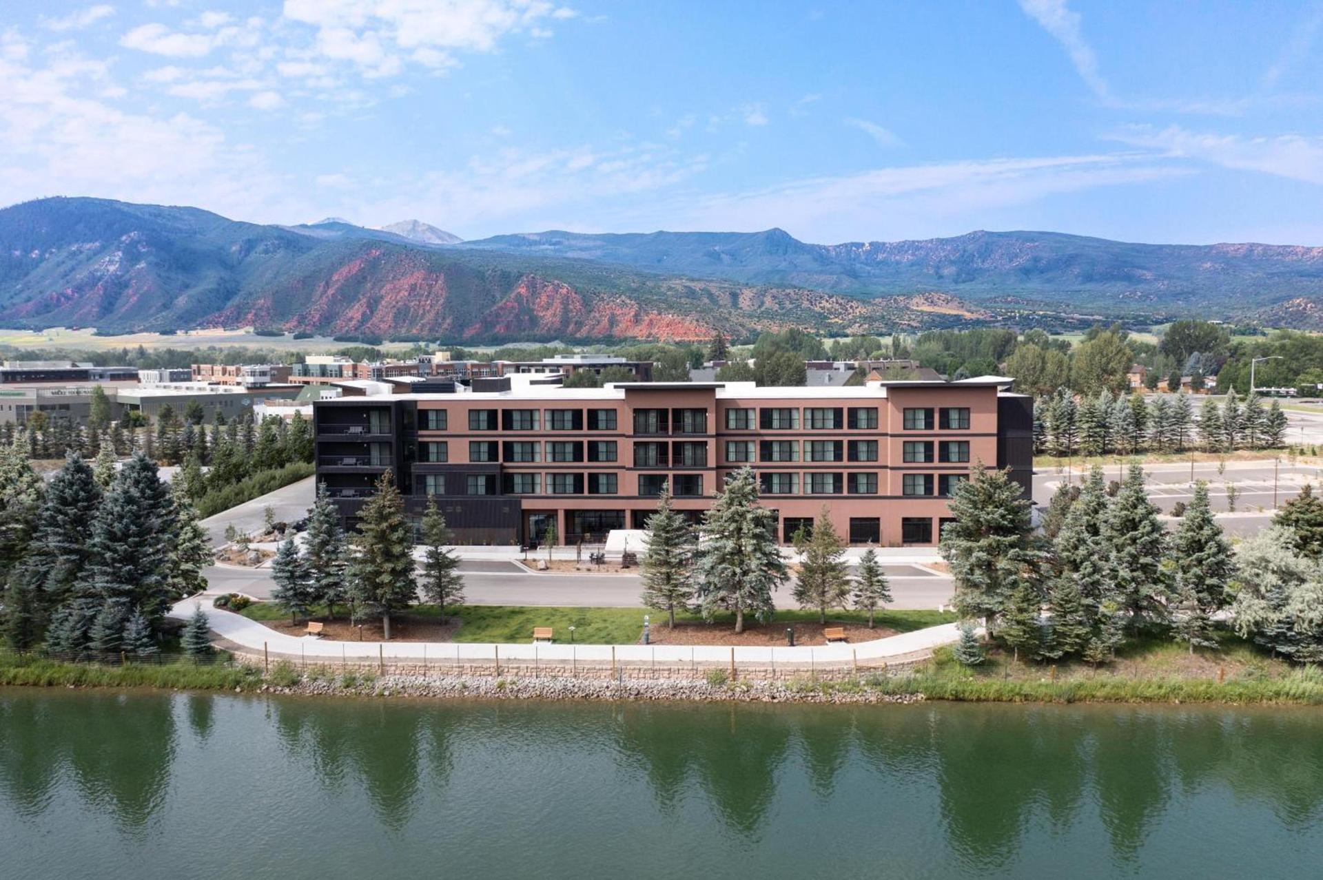 The Hoffmann Hotel Basalt Aspen Tapestry Collection Hilton photo 40