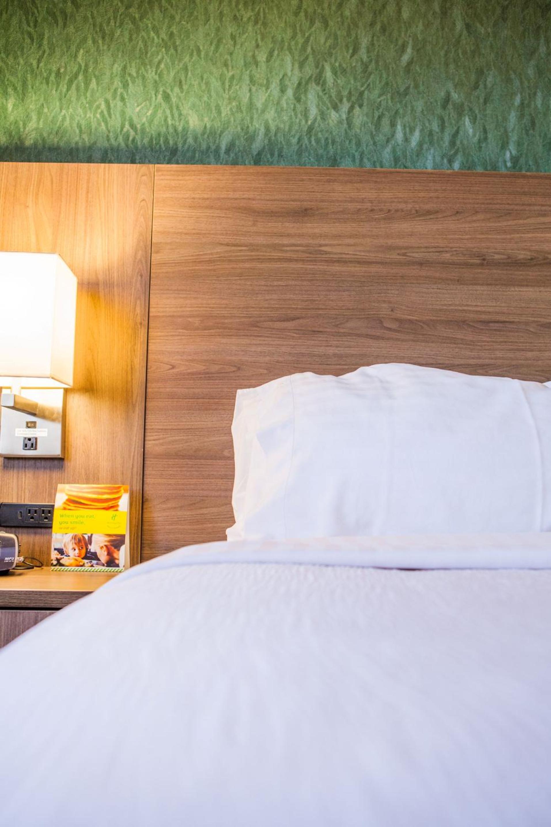 Holiday Inn Des Moines-Downtown-Mercy Campus by IHG photo 19