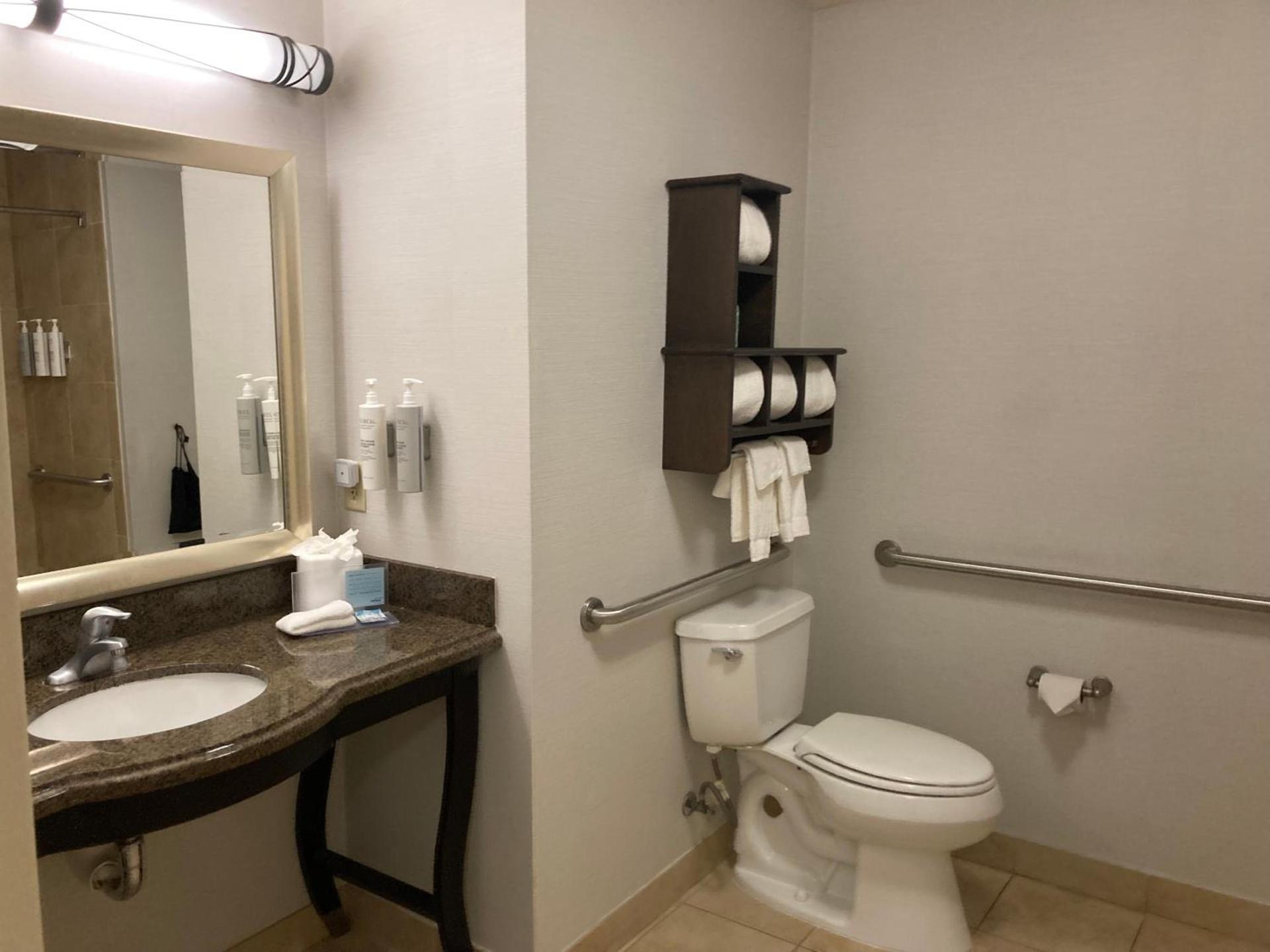Hampton Inn & Suites Carlsbad photo 34