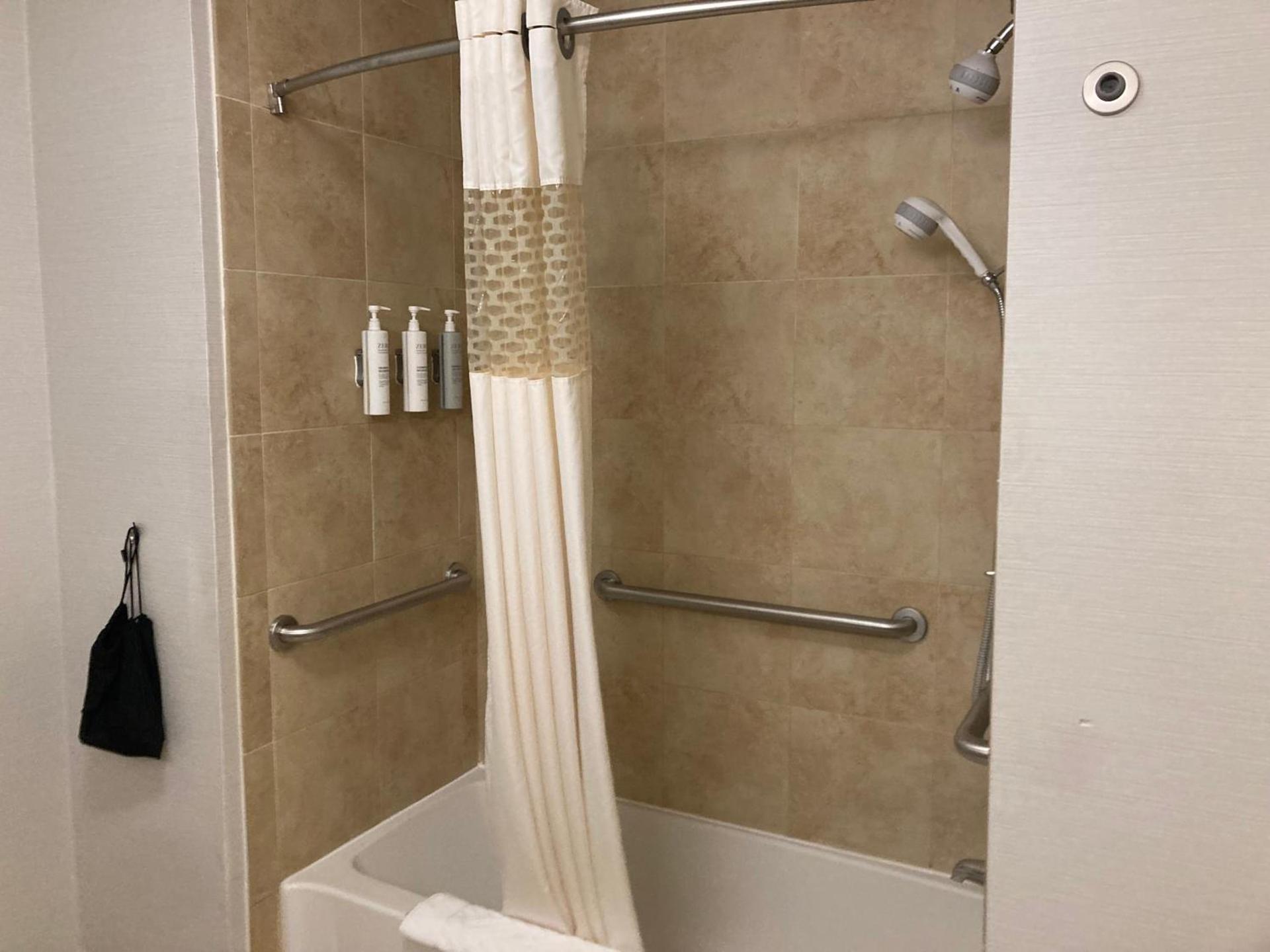 Hampton Inn & Suites Carlsbad photo 35