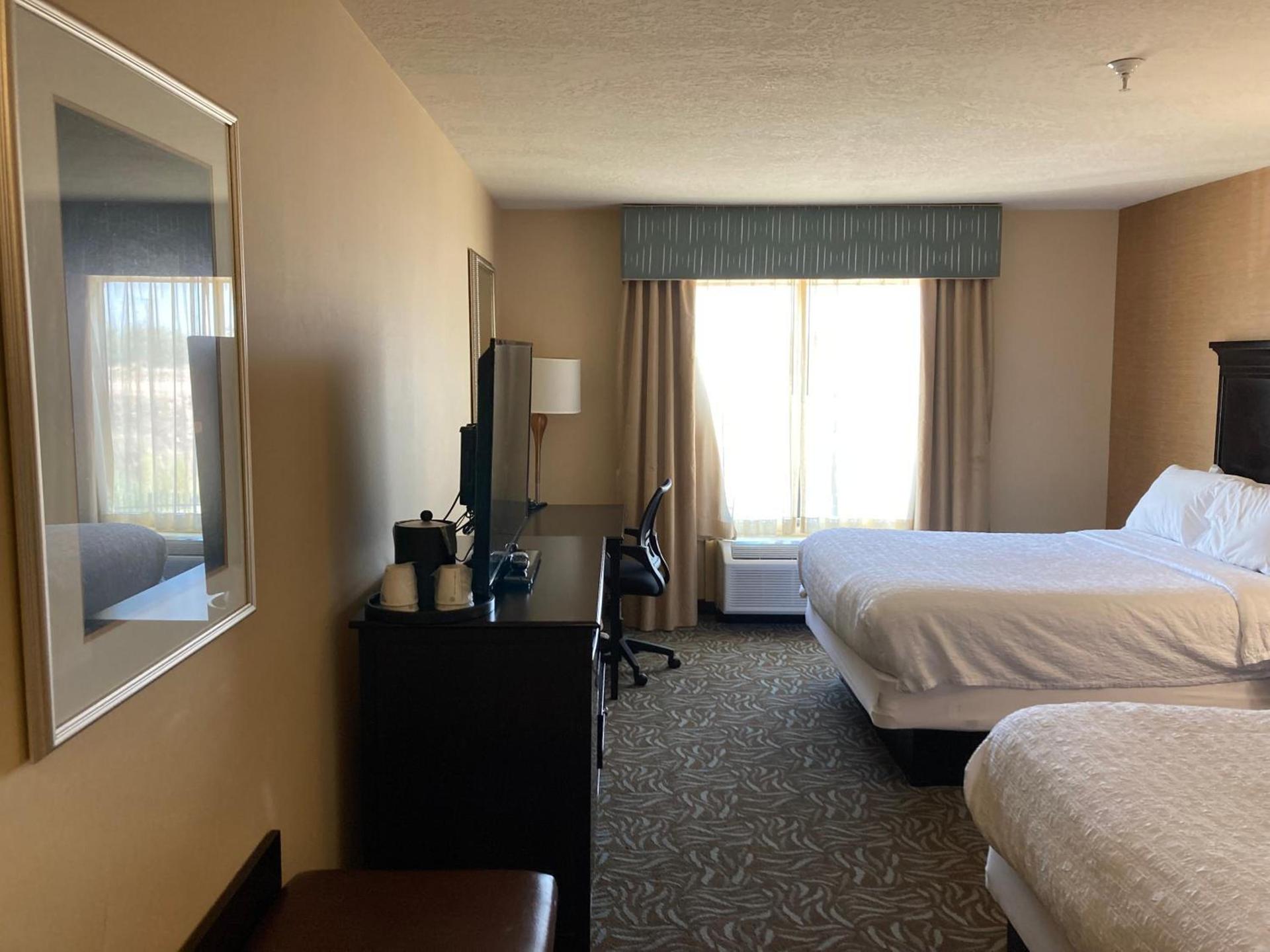 Hampton Inn & Suites Carlsbad photo 39
