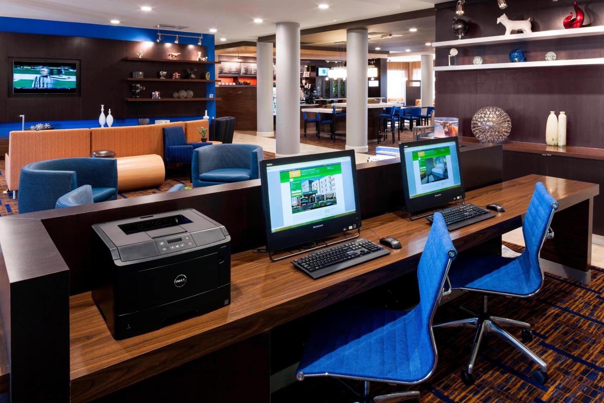 Courtyard by Marriott Houston North/Shenandoah photo 42