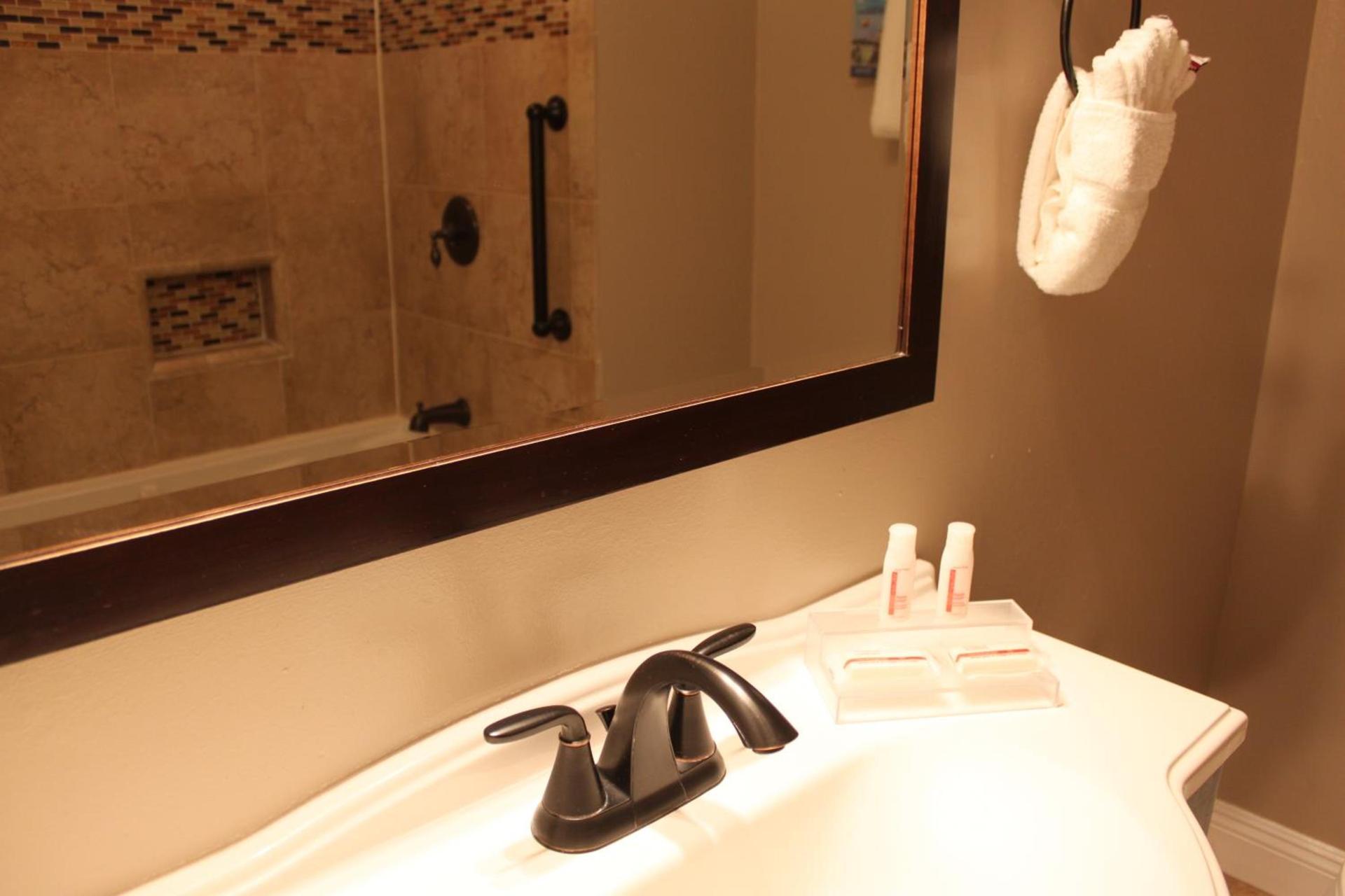 Quality Inn & Suites Santa Maria photo 99